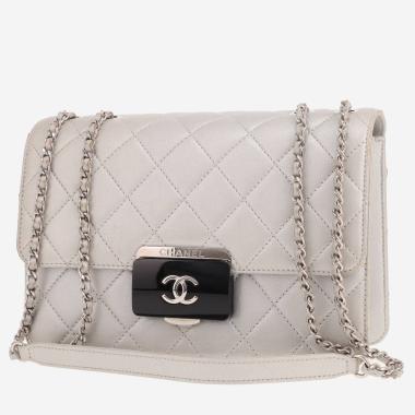 Sac à main Chanel   en cuir matelassé argenté