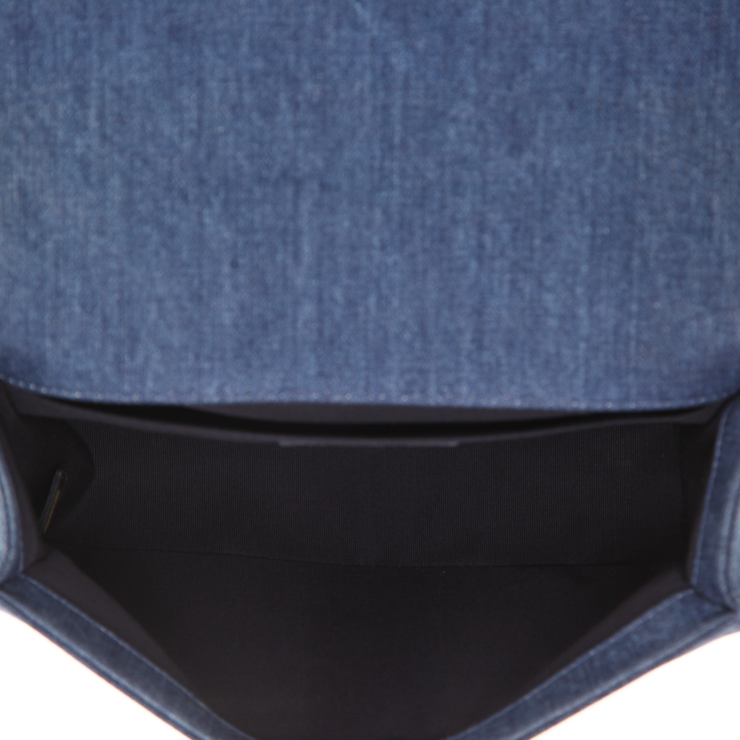 Borsa a tracolla Chanel Boy in tela di denim blu - Detail D3