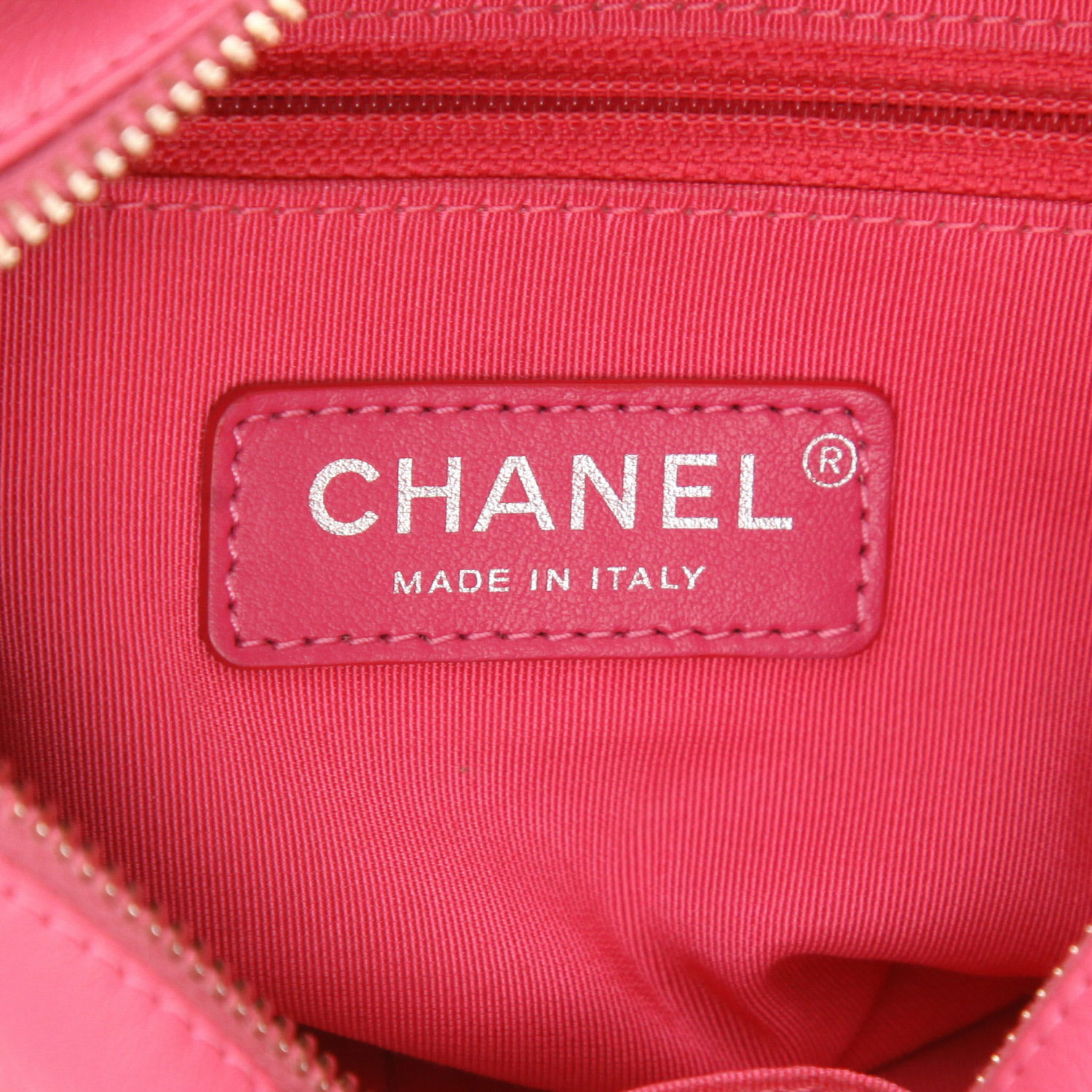 Bolso bandolera Chanel «Gabrielle», modelo pequeño, de piel acolchada rosa - Detail D2