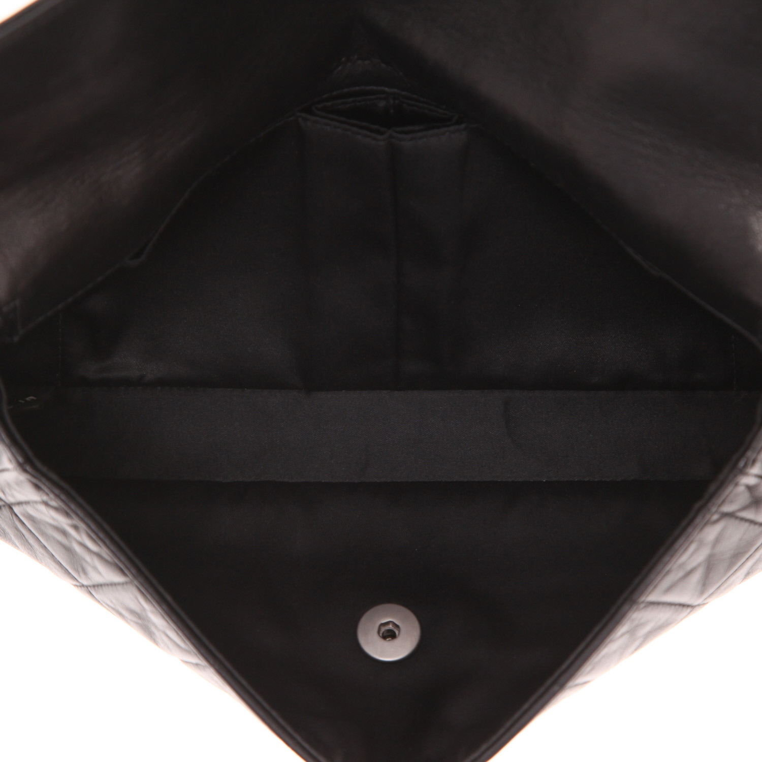 Chanel Choco Bar handbag in black quilted leather - Detail D3