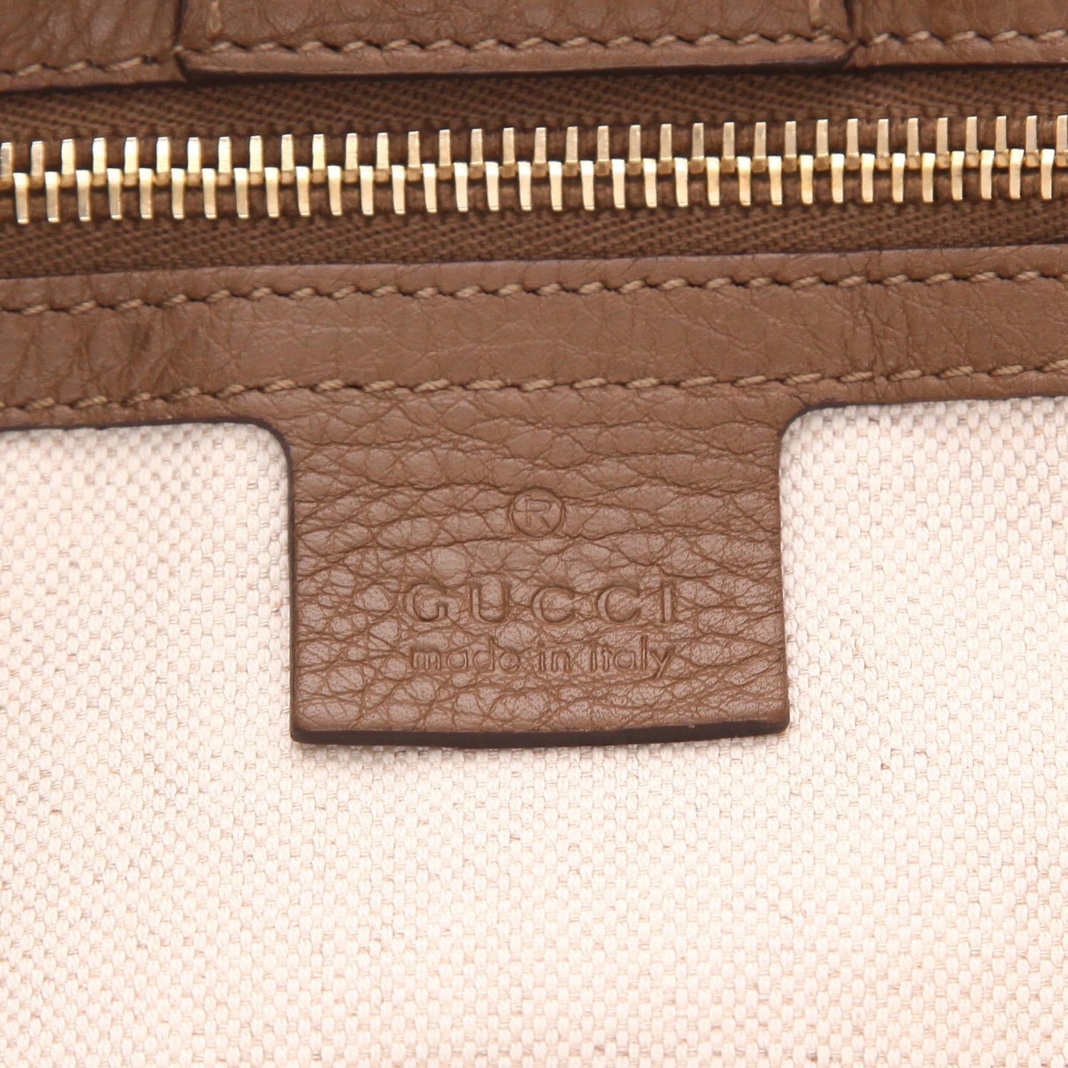 Gucci Bambou handbag in brown grained leather and bamboo - Detail D2