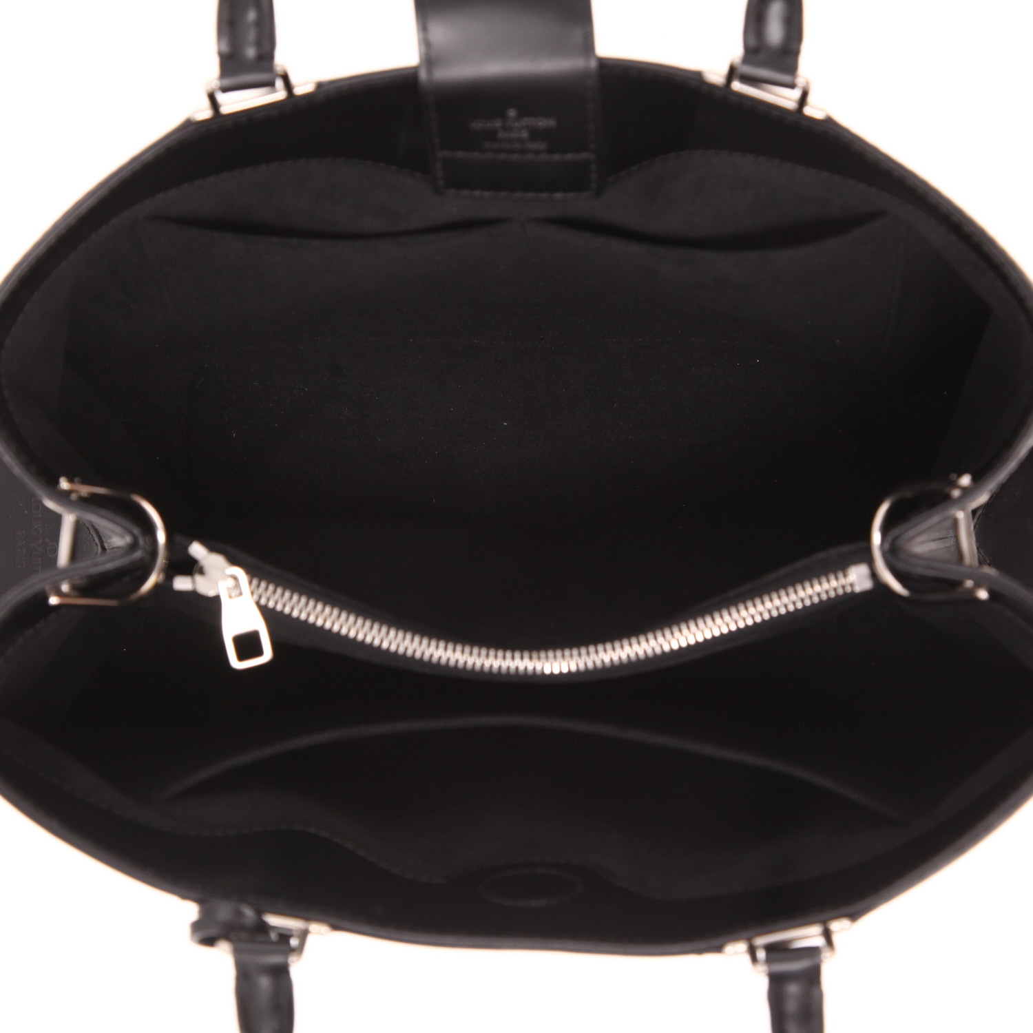 Sac à main Louis Vuitton  Kleber en cuir épi noir et cuir noir - Detail D3