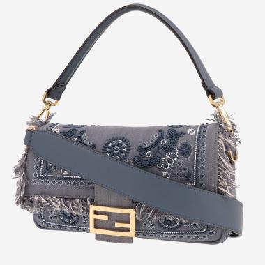 Sac à main Fendi  Baguette en toile denim bleue