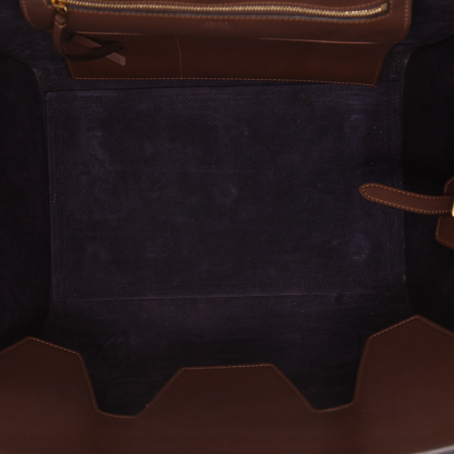 Celine Tie Bag handbag in brown leather - Detail D3