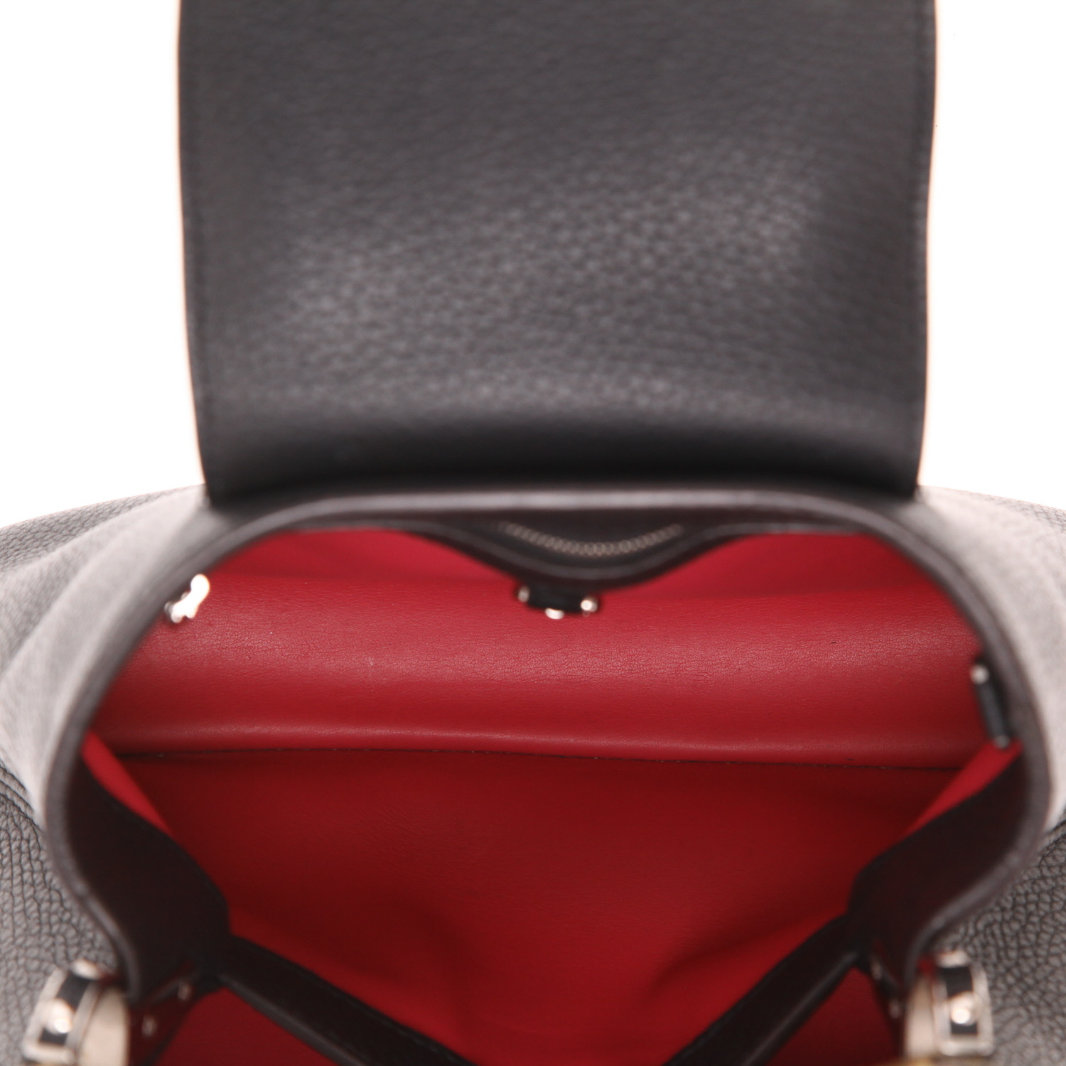 Louis Vuitton Capucine MM handbag in Noir Clémence calfskin and beige python - Detail D4