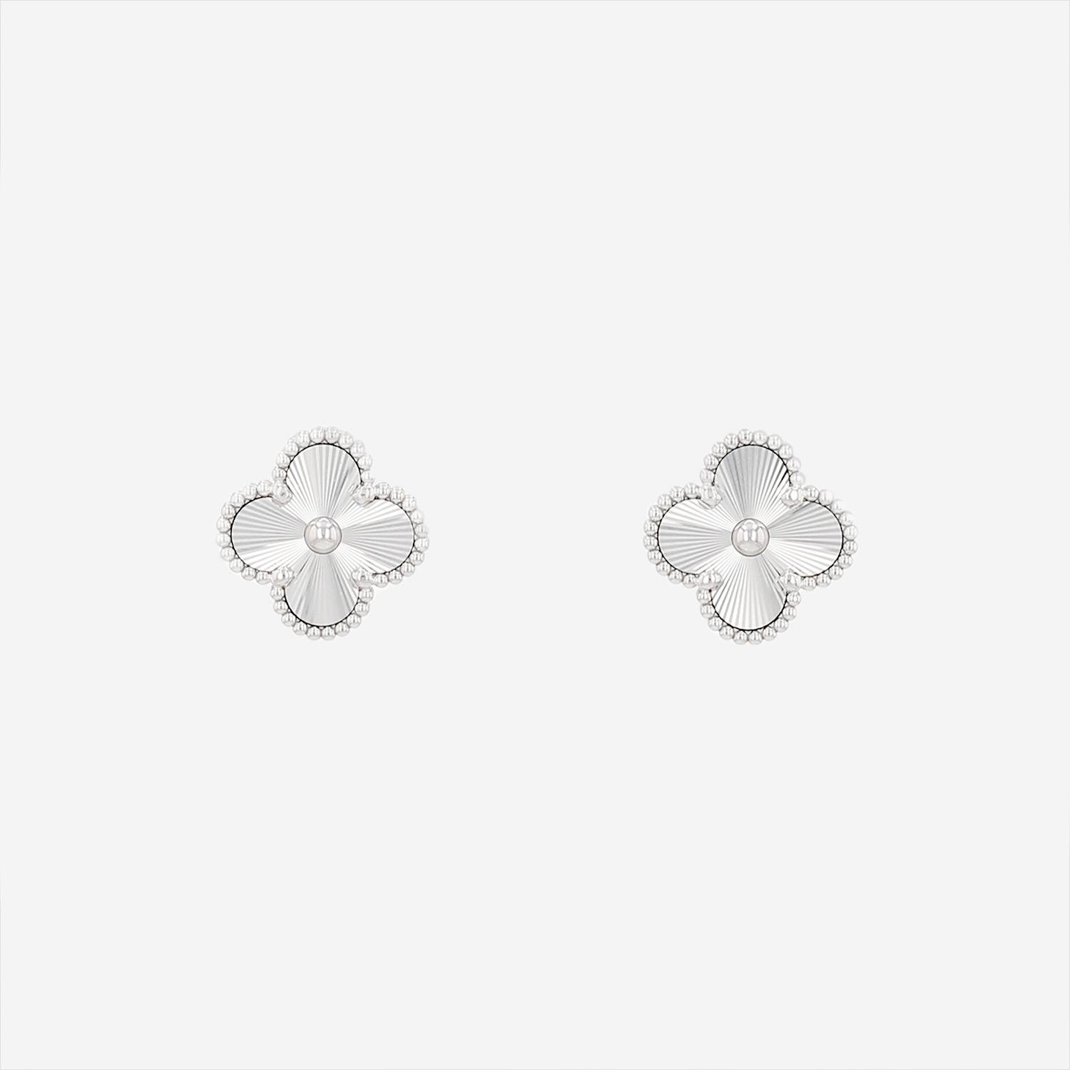 Par de pendientes Van Cleef Arpels Vintage Alhambra de oro blanco