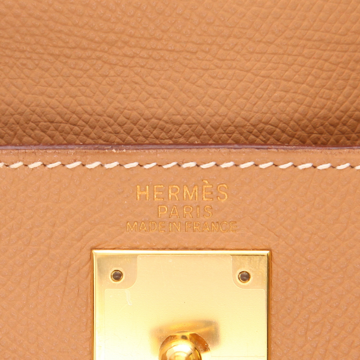 Bolso Hermès Kelly de 32 cm en piel Courchevel Gold - Detail D2