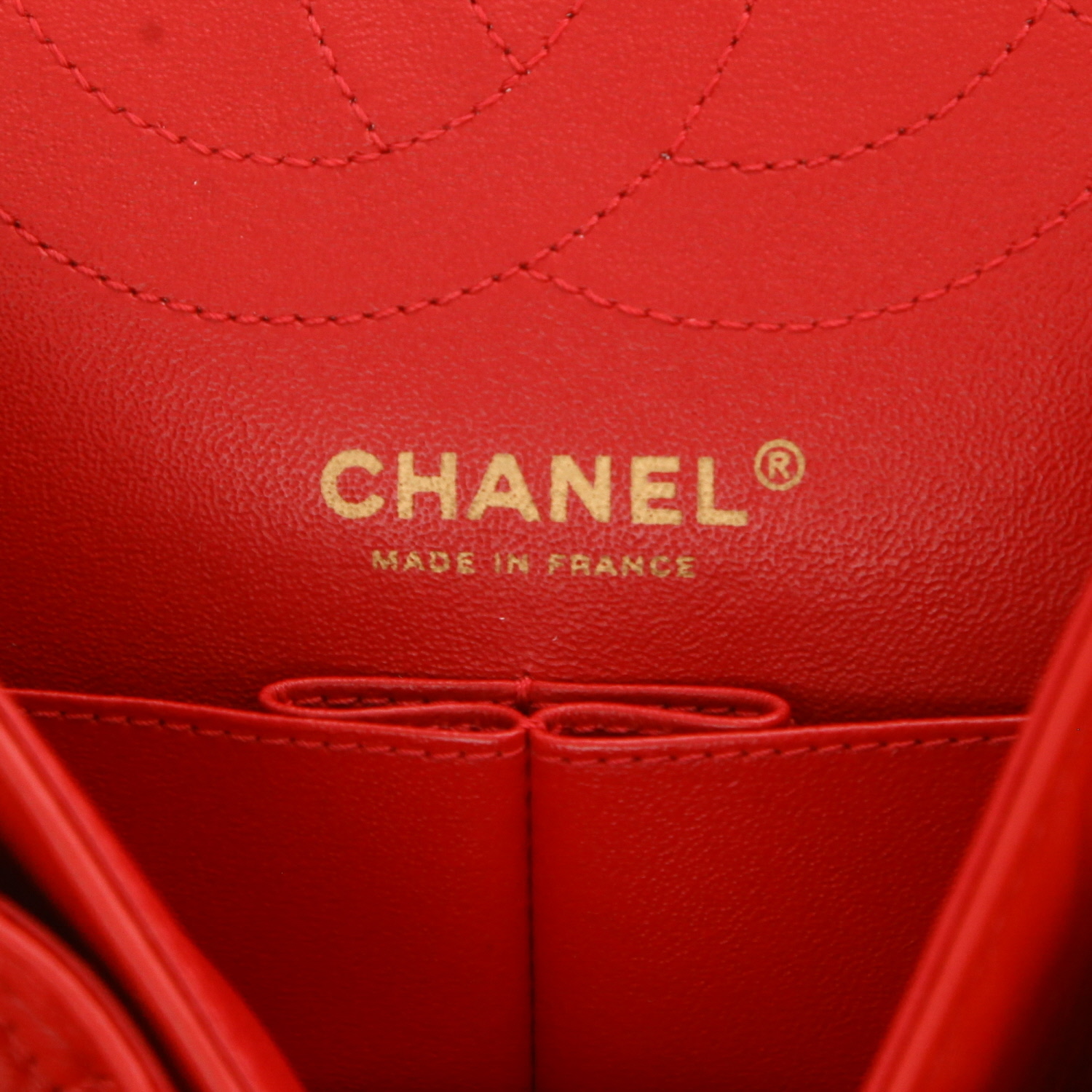 Borsa a tracolla Chanel 2.55 in pelle trapuntata rossa - Detail D2