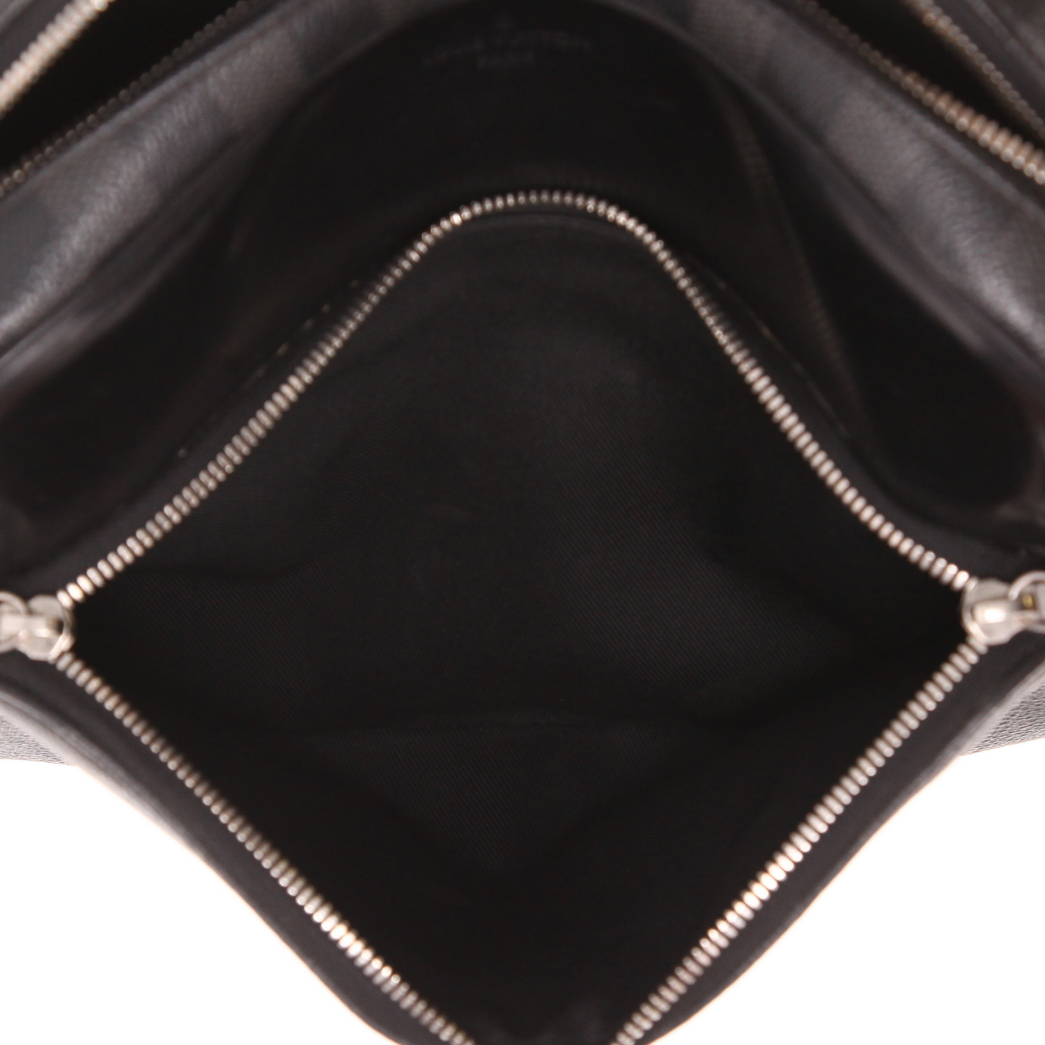 Louis Vuitton Dayton Reporter shoulder bag in black Graphite Damier canvas and black leather - Detail D4