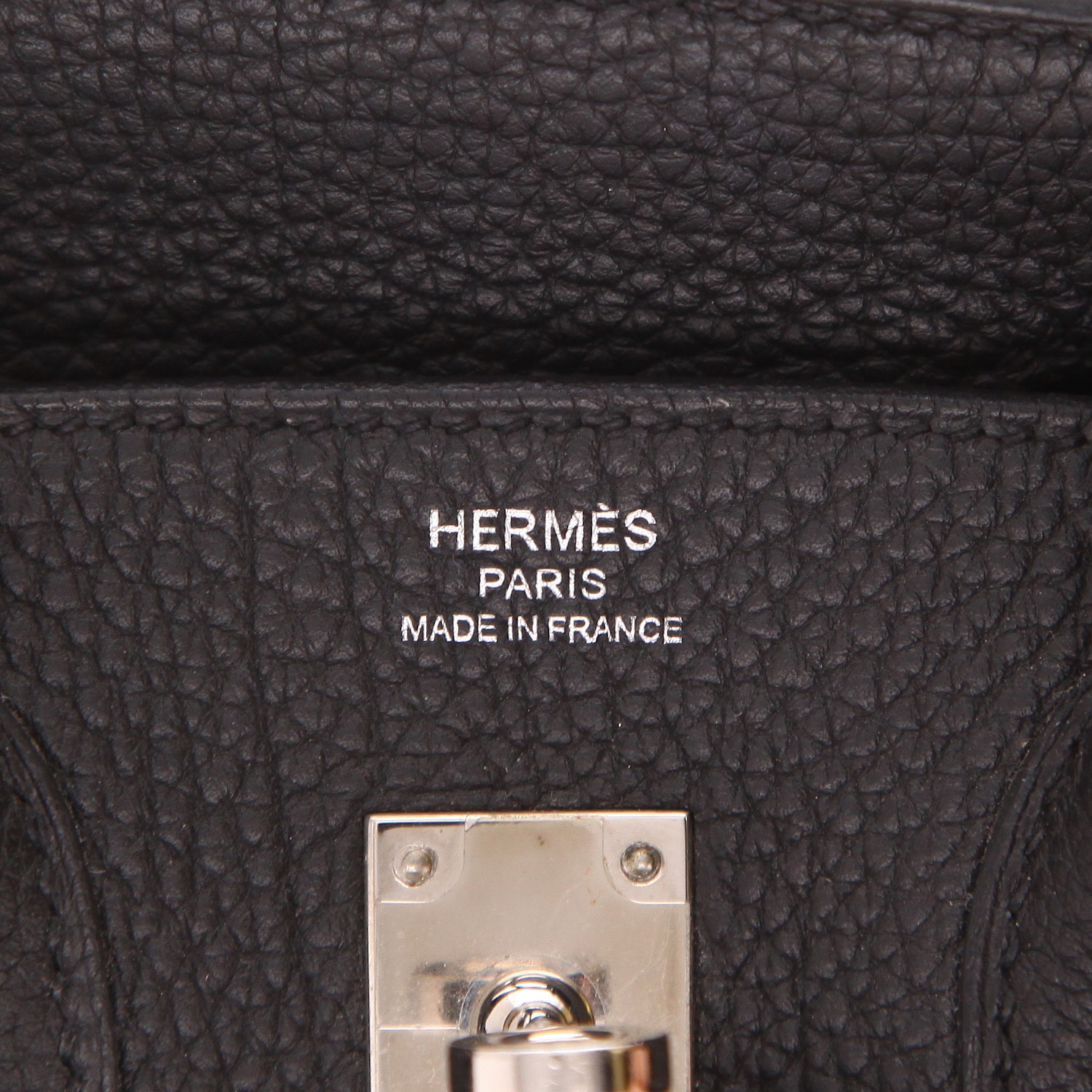 Hermès Birkin 25 cm handbag in Noir Togo leather - Detail D2