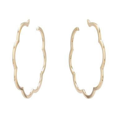 Pair of Chanel Camélia-profile hoop earrings in yellow gold