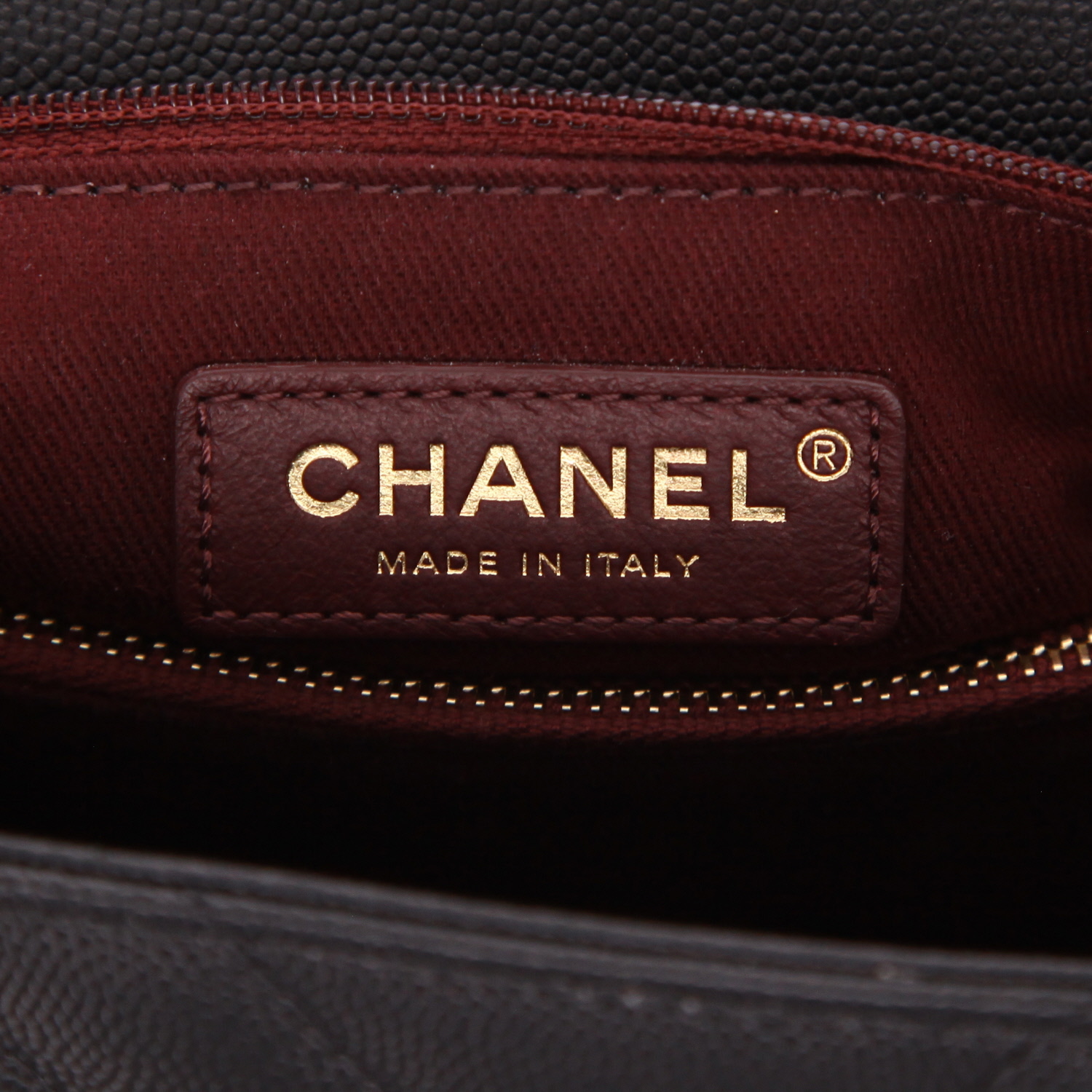 Borsa a tracolla Chanel  Coco Handle in pelle trapuntata a spina di pesce Noir - Detail D2