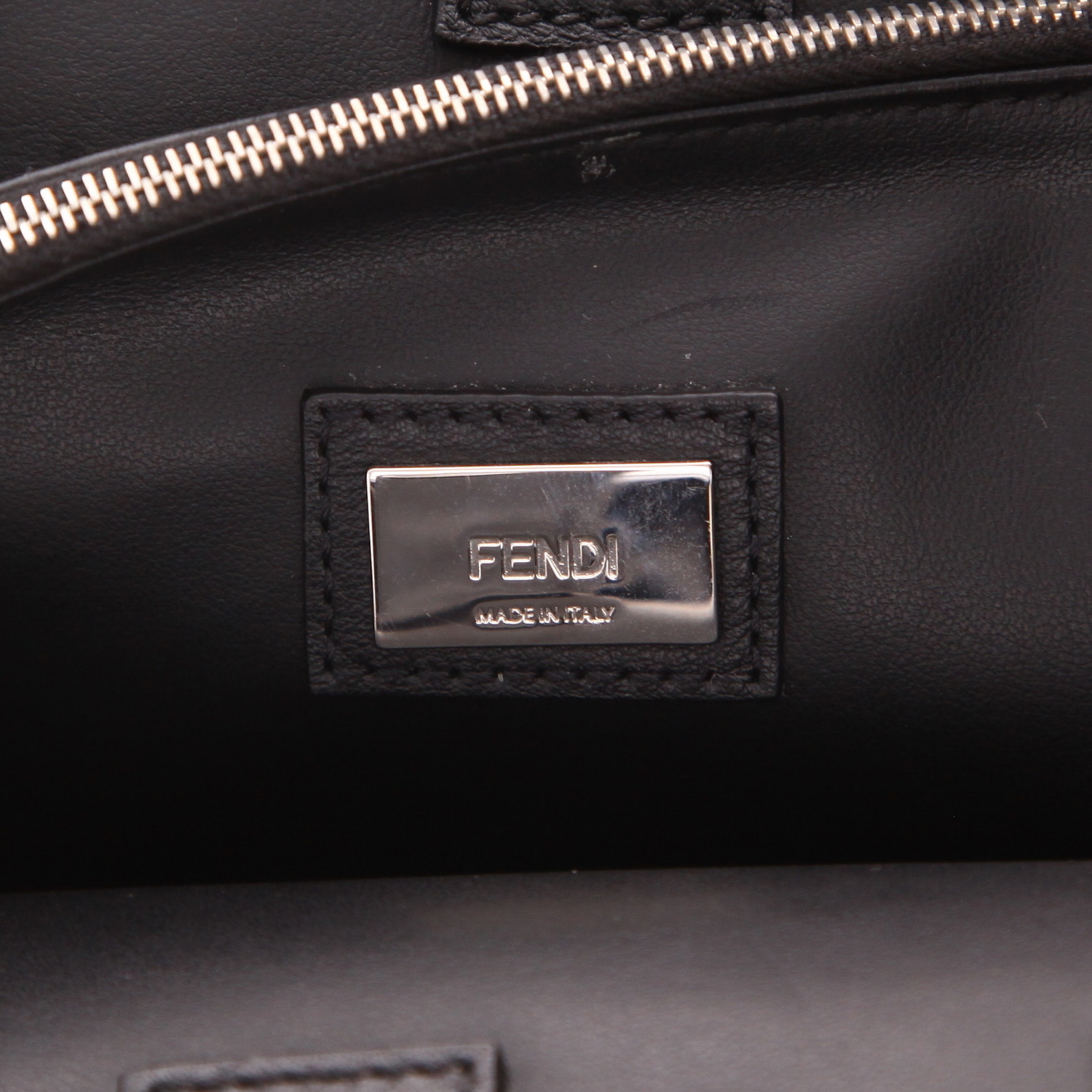 Fendi ‘2 Jours’ handbag in black leather and beige python - Detail D2