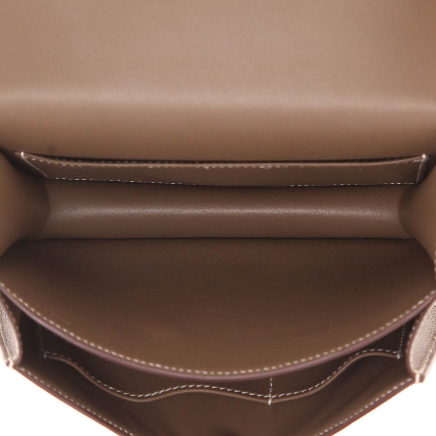 Hermès Constance 18 cm shoulder bag in Epsom leather with Étoupe finish - Detail D3