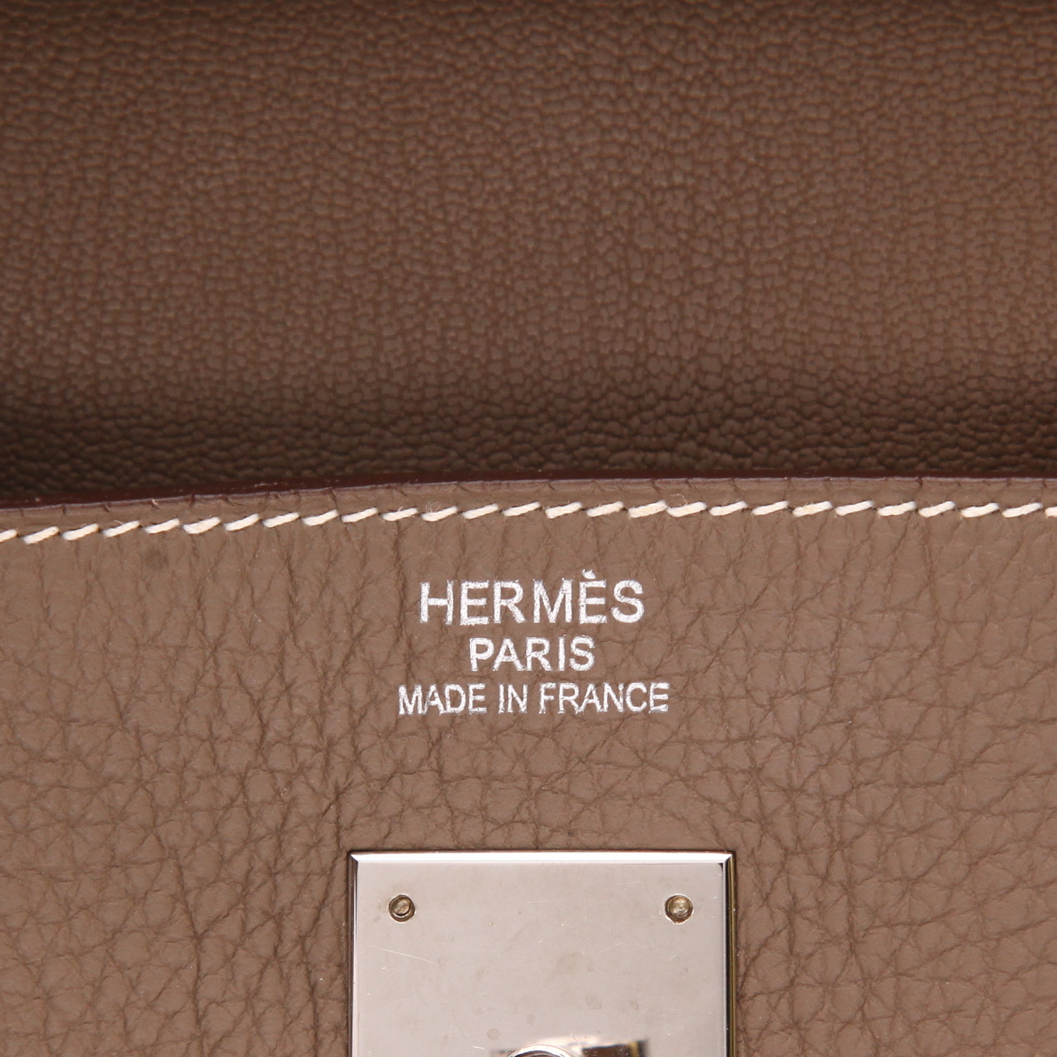 Hermès Birkin 40 cm handbag in Togo leather in the ‘Étoupe’ colour - Detail D2