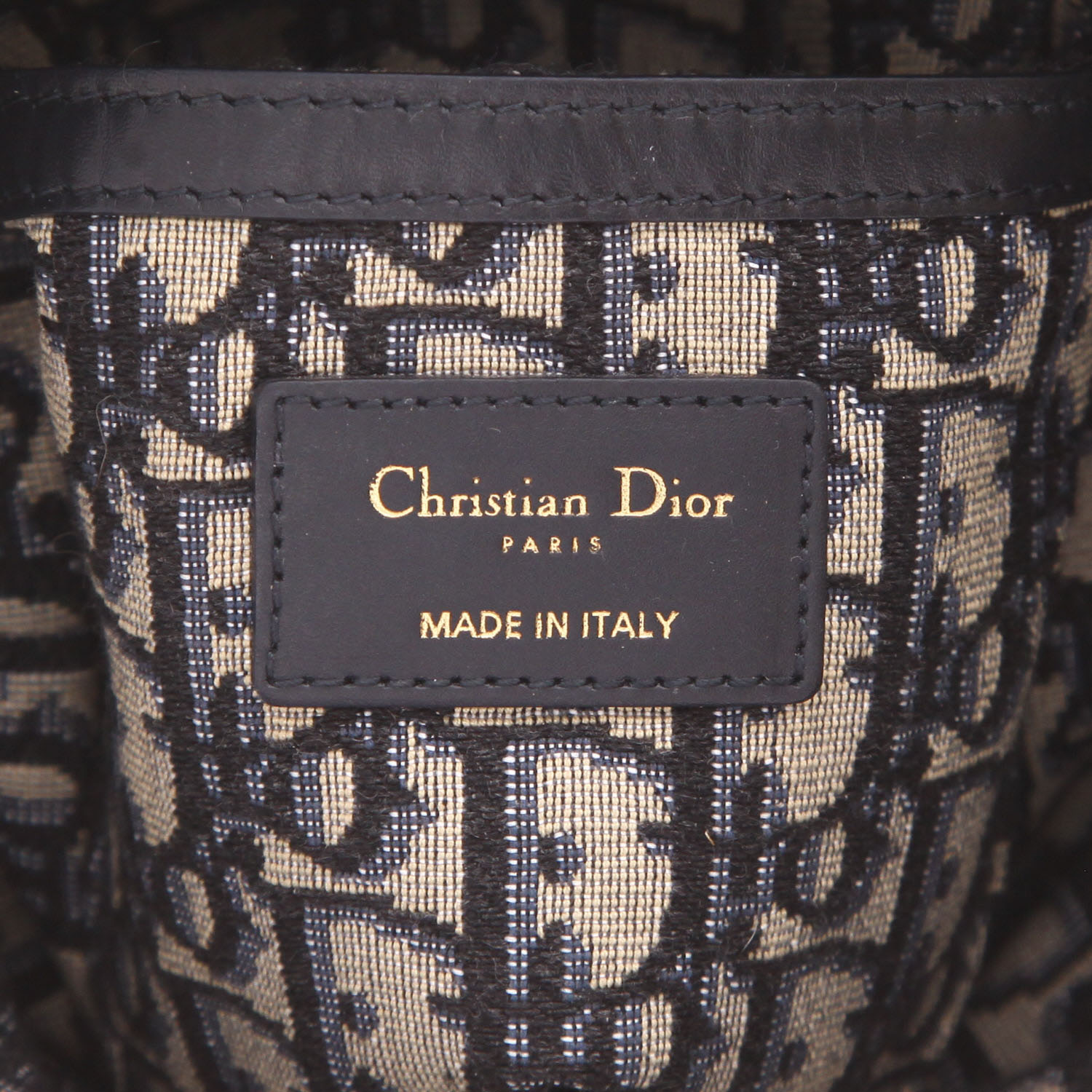 Sac à main Dior  Bucket en osier beige et toile et cuir bleu-marine - Detail D2