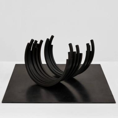 Bernar Venet (Né en 1941), 214.5° Arc x 14 - 2004
