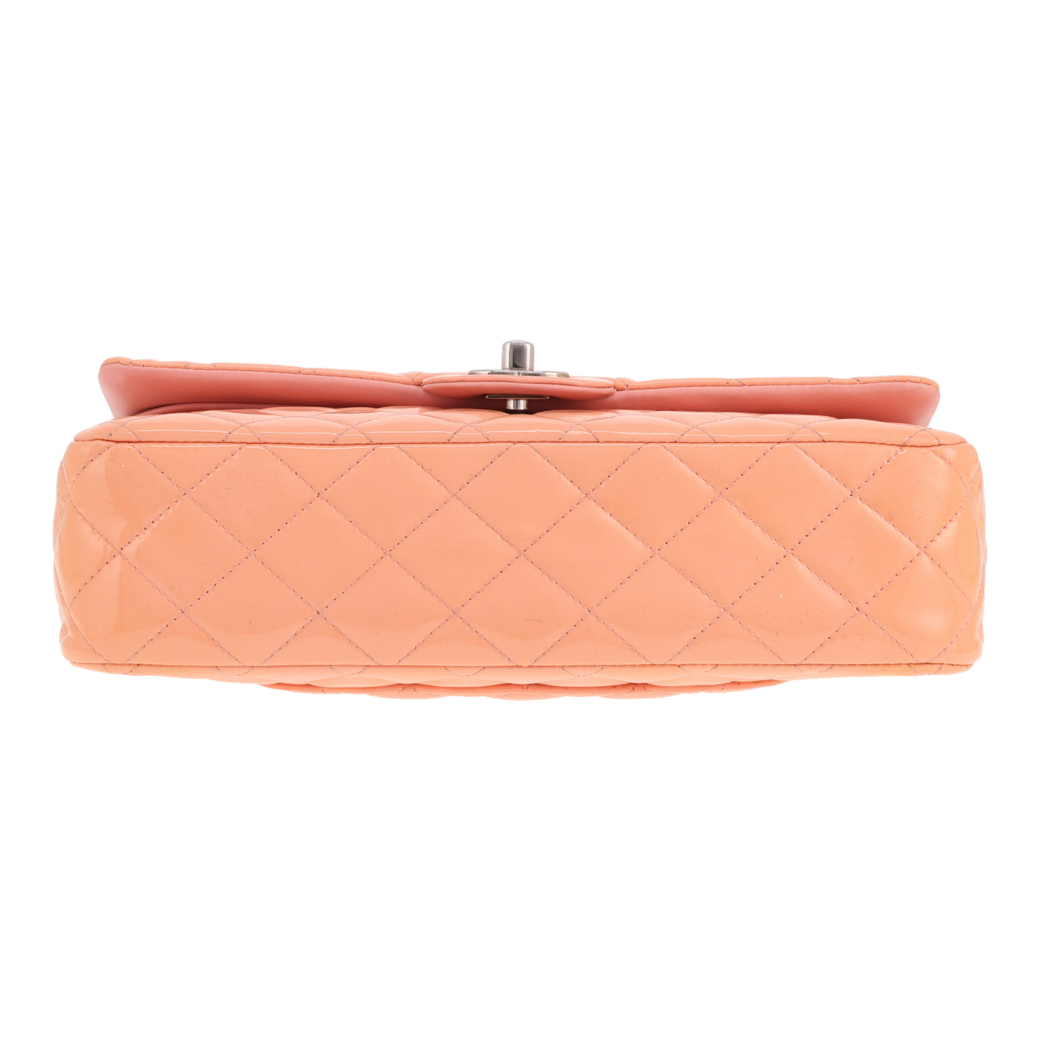 Borsa Chanel  Timeless Classic in pelle verniciata trapuntata rosa - Detail D1