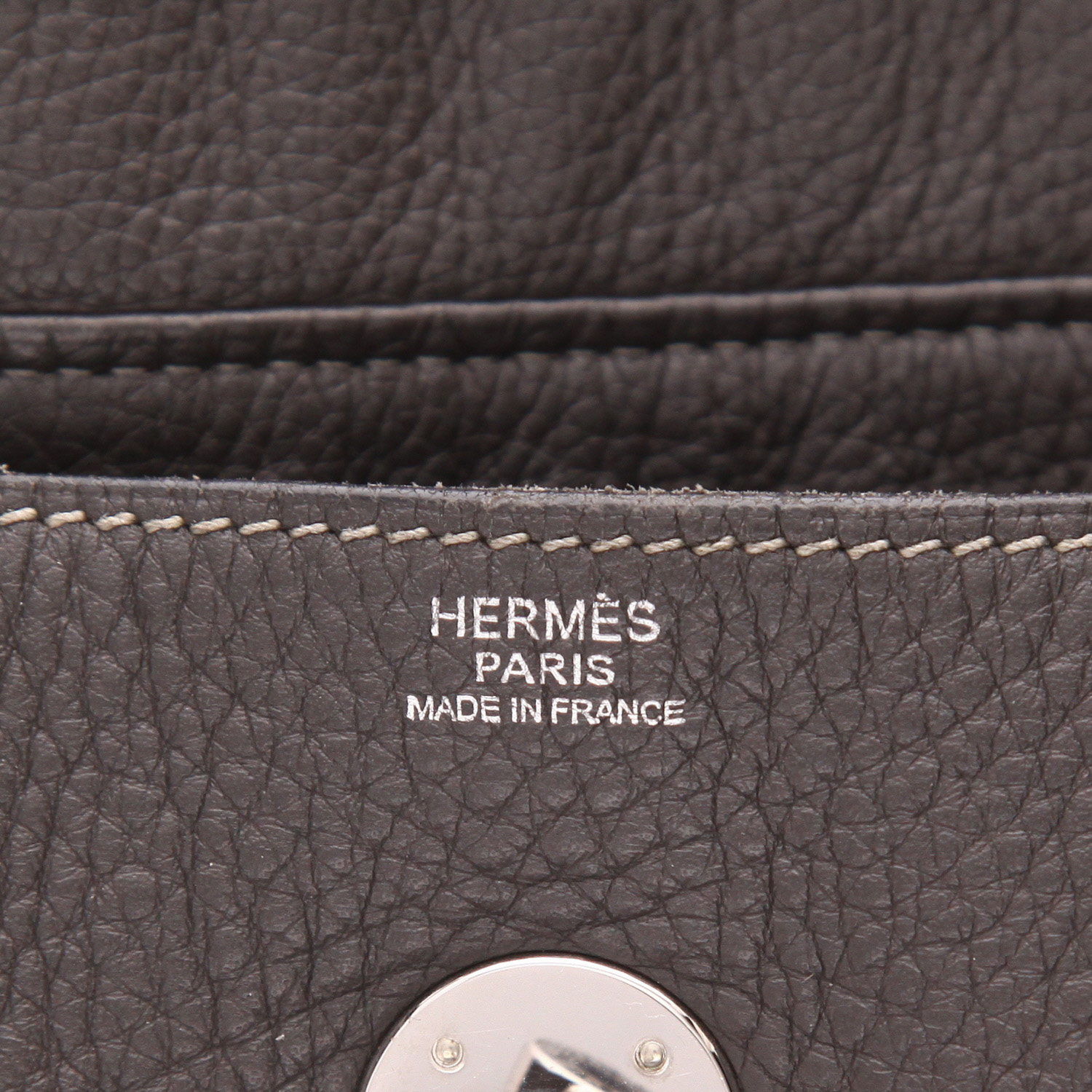 Borsa Hermès Lindy da 30 cm in pelle di vitello “Clémence” grigia - Detail D2