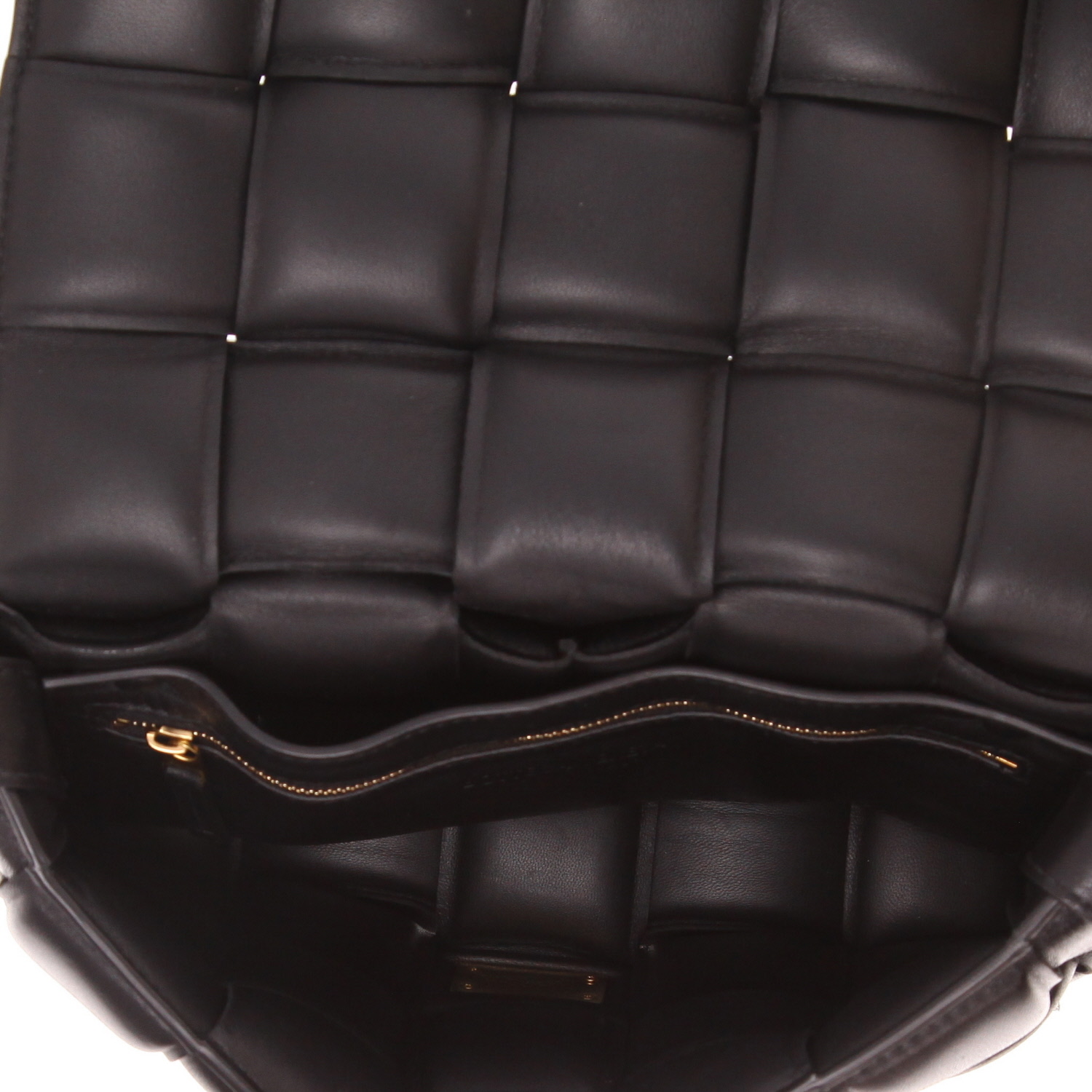Borsa a tracolla Bottega Veneta  Padded Cassette in pelle intrecciata nera - Detail D3