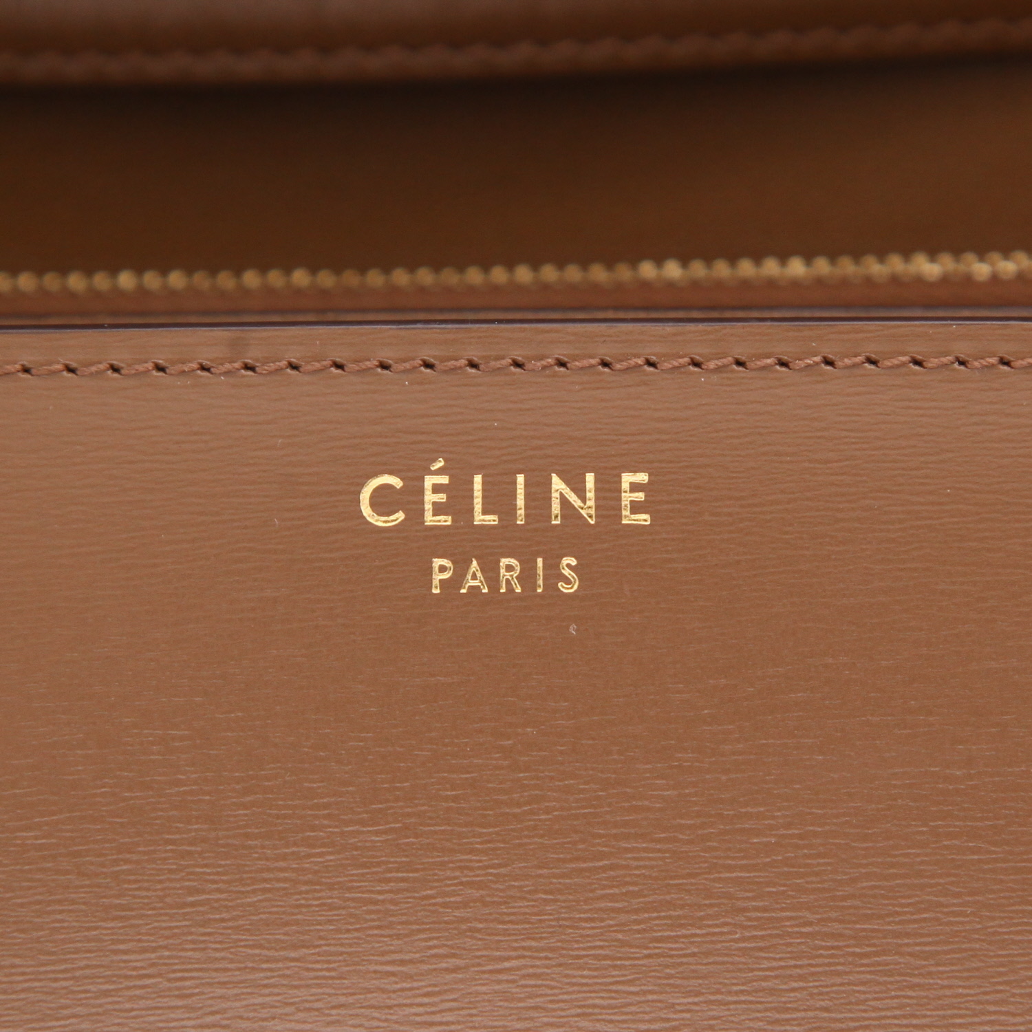 Bolso Celine Classic Box Medium de piel marrón - Detail D2