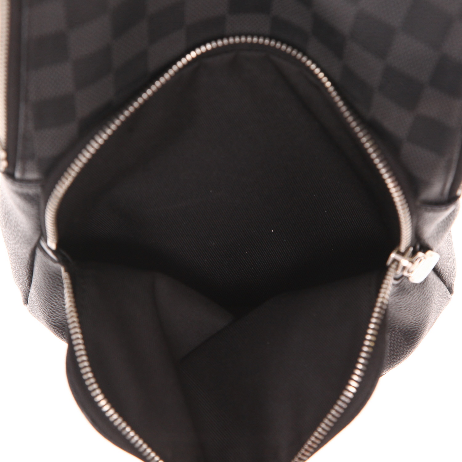 Zaino Louis Vuitton Sling in tela Damier Graphite e pelle nera - Detail D4