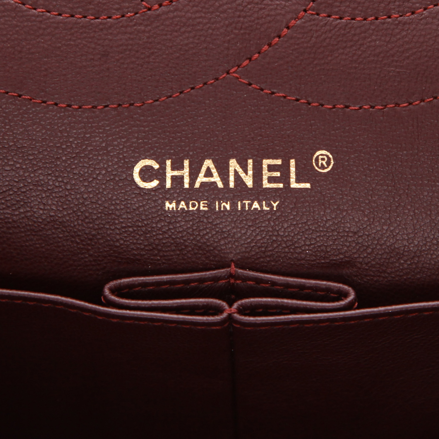 Bolso bandolera Chanel 2.55 de piel acolchada negra - Detail D2