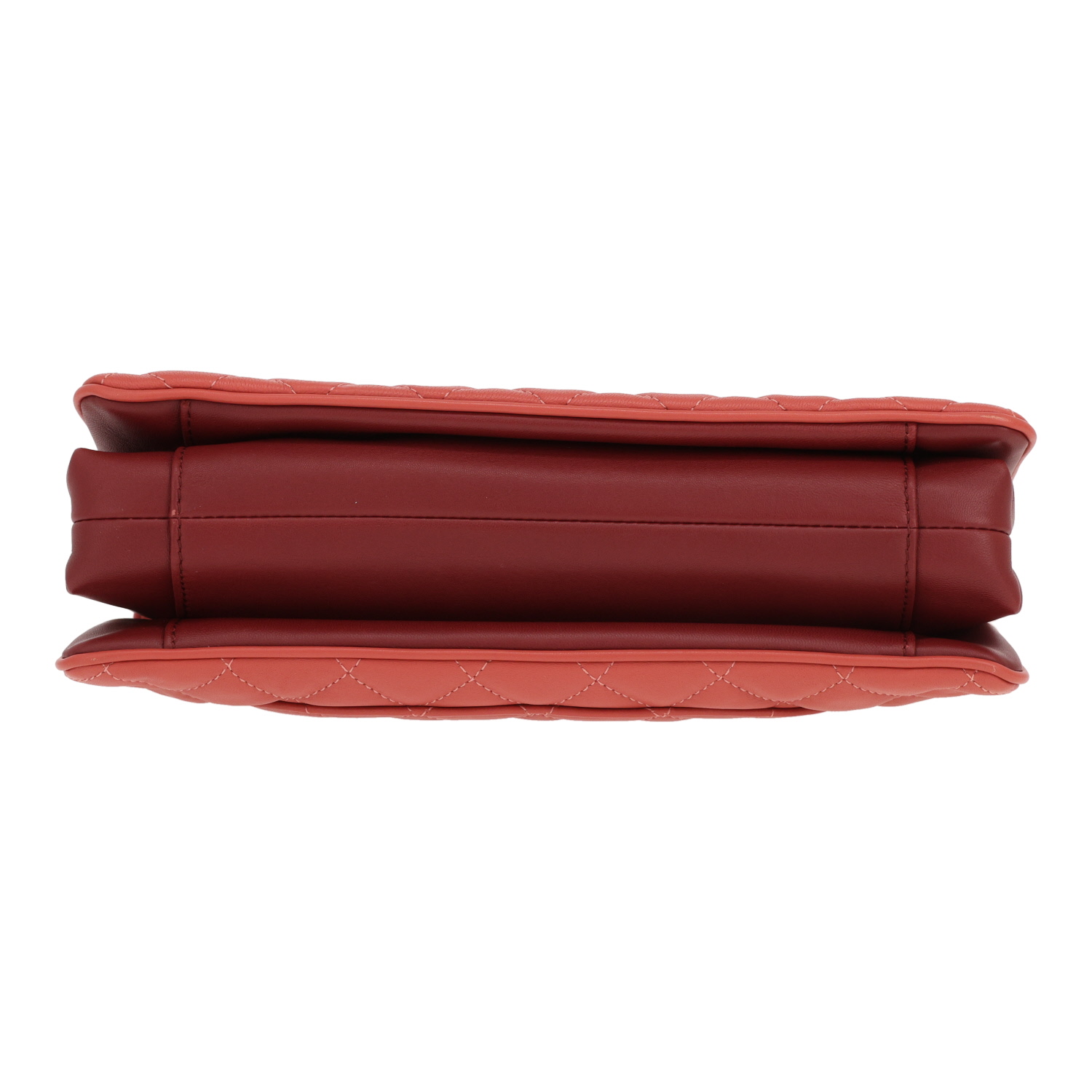 Chanel handbag  Flat-top bag in pink and Bordeaux quilted leather - Detail D1
