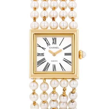 Chanel Mademoiselle watch in yellow gold, circa 1990