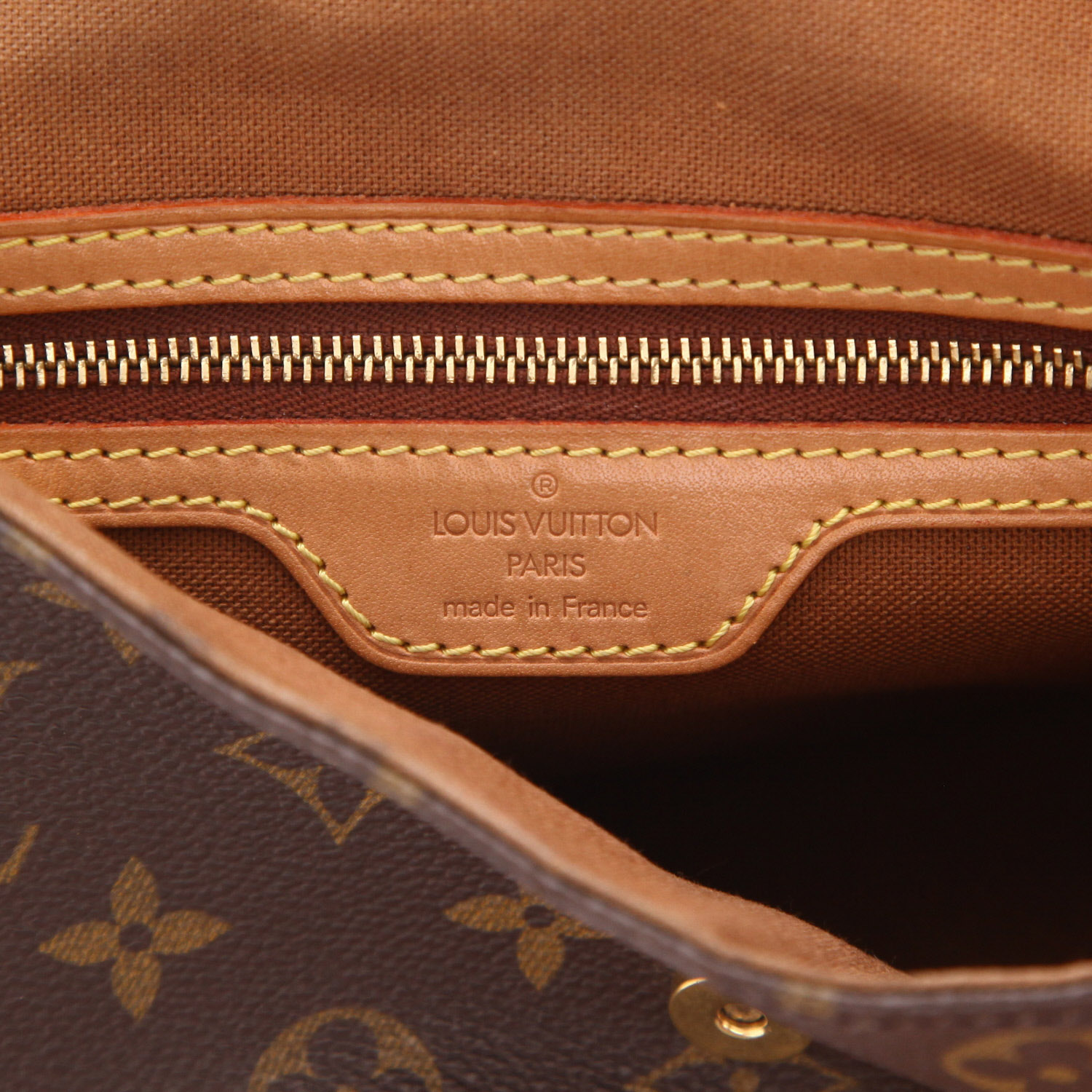 Sac à main Louis Vuitton  Looping en toile monogram marron et cuir naturel - Detail D2
