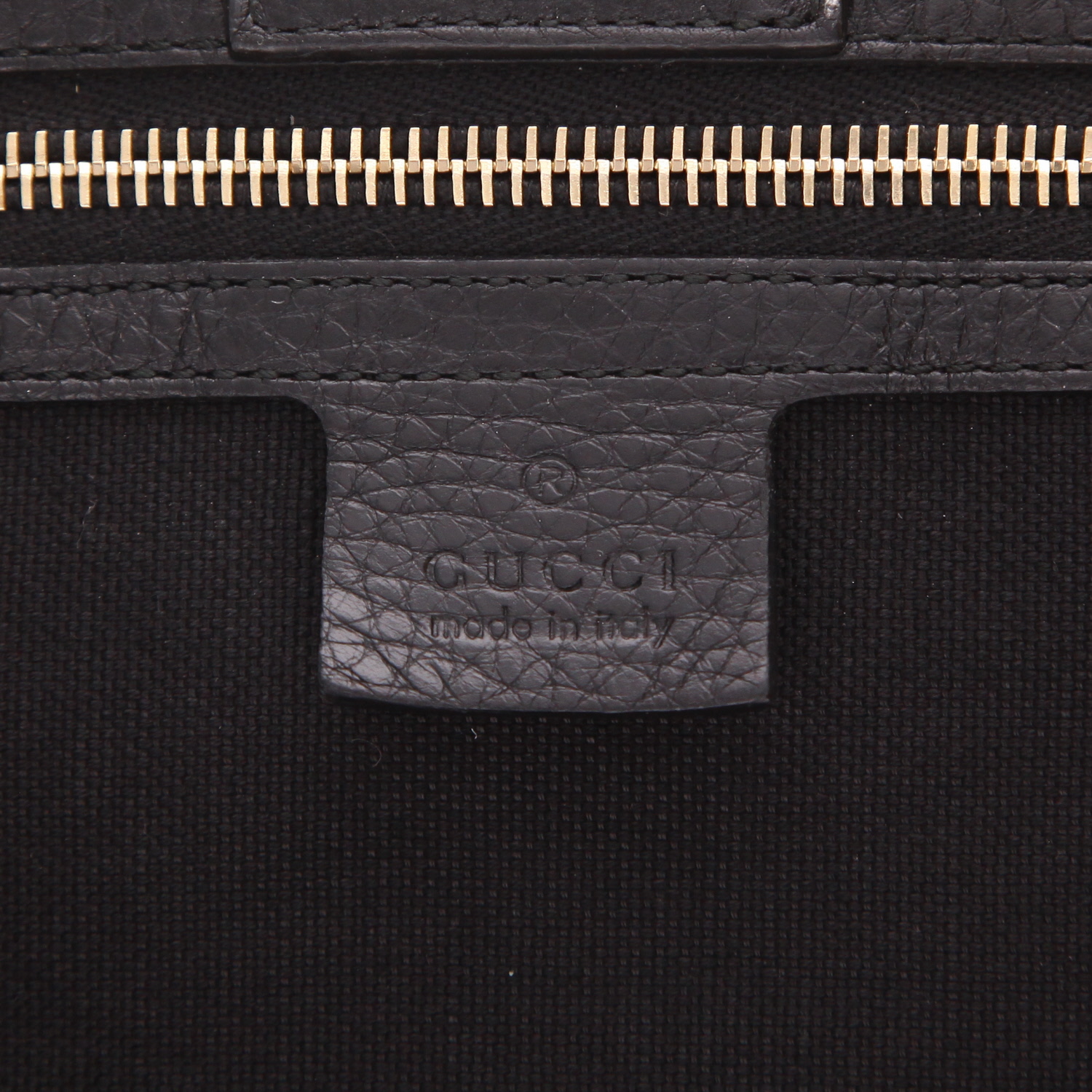 Gucci Bamboo handbag in black leather - Detail D2