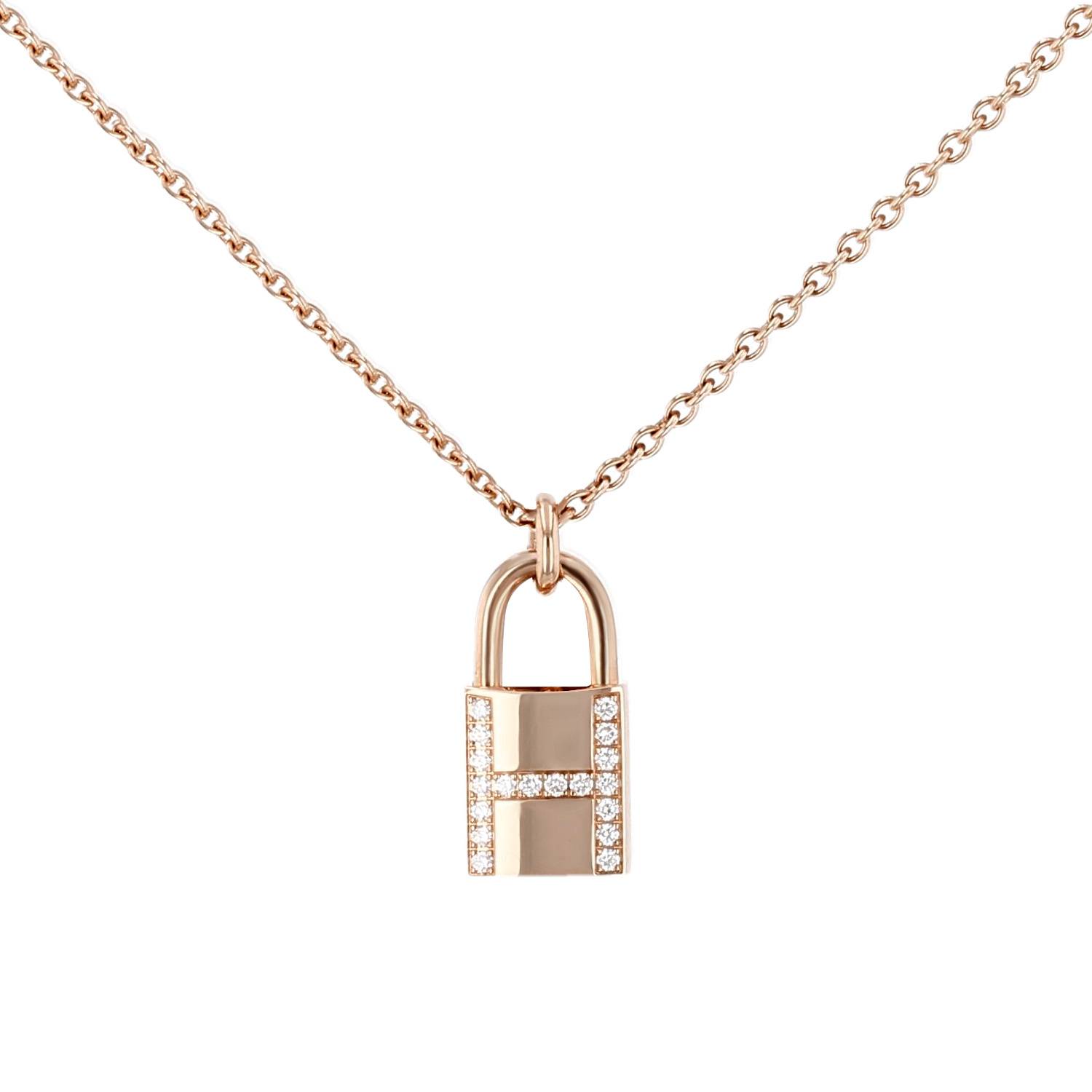 Collier Hermès Cadenas Kelly en or rose et diamants Collier Hermès Cadenas Kelly en or rose et diamants