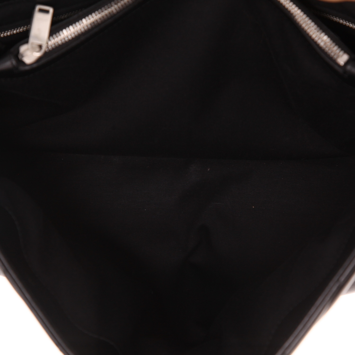 Saint Laurent Loulou large handbag in black quilted leather - Detail D4