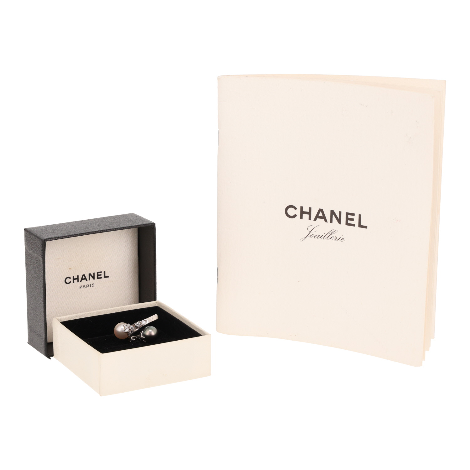 Bague Chanel  en or blanc, perles de culture et diamants - Detail D2