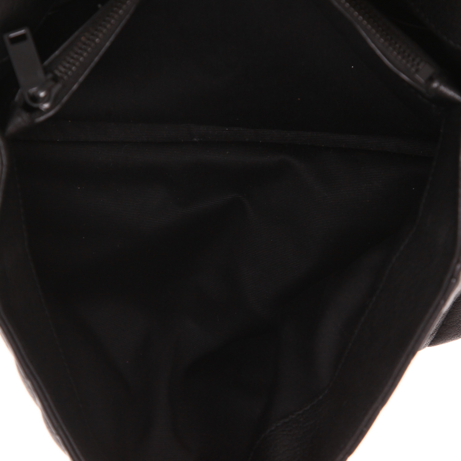 Saint Laurent College handbag in black herringbone-quilted leather - Detail D4