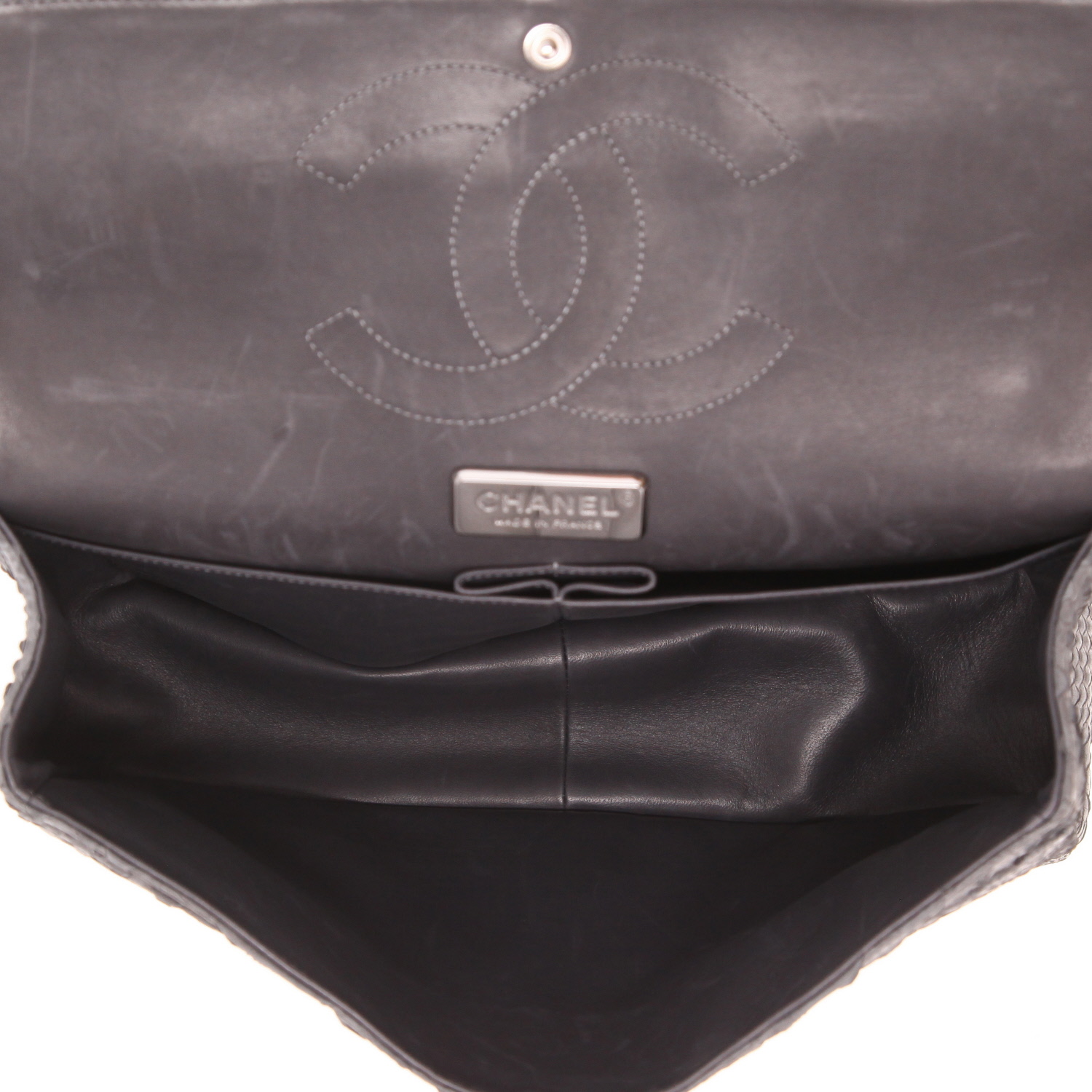 Borsa Chanel Timeless Jumbo in pelle di pitone grigia - Detail D3