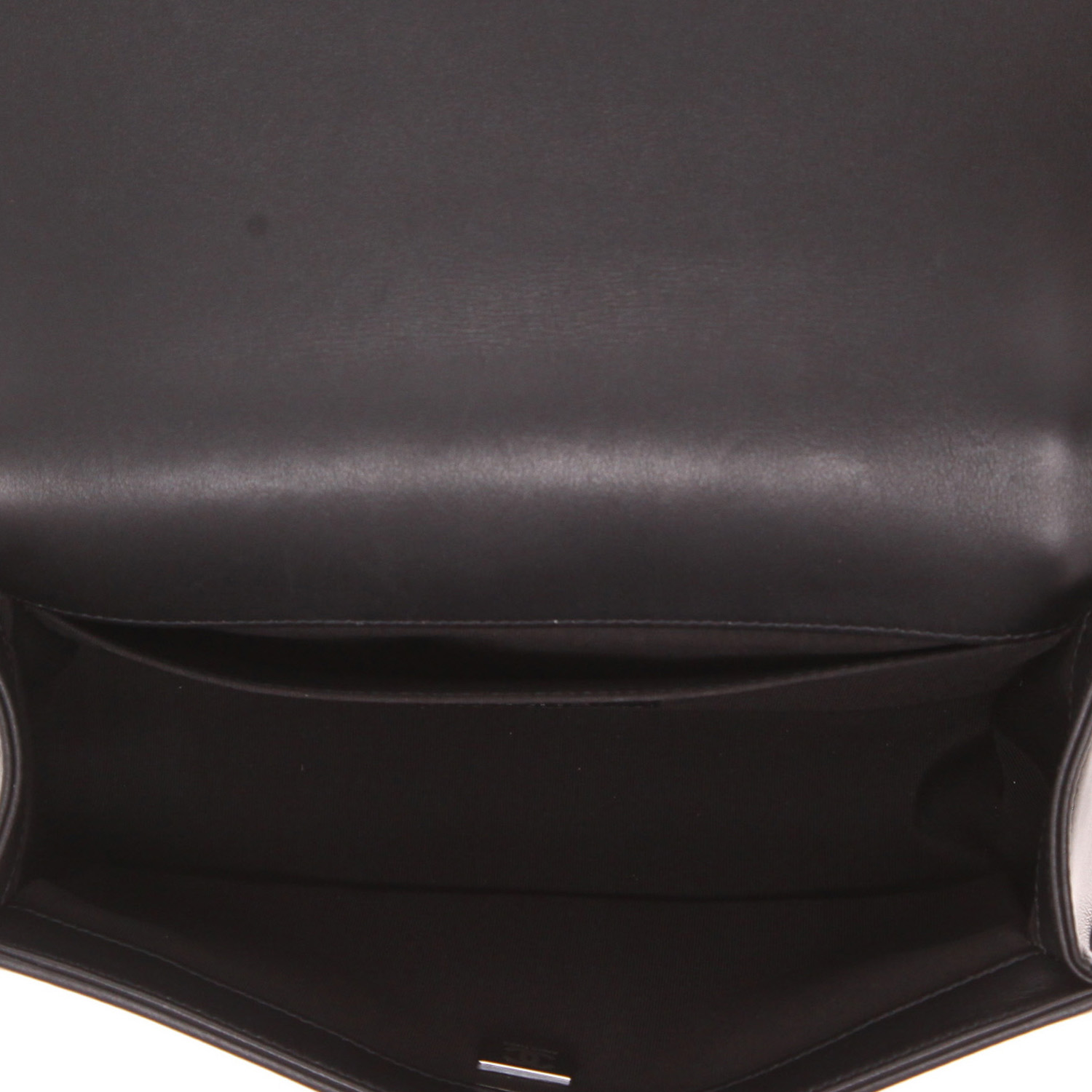 Borsa a tracolla Chanel Boy in pelle trapuntata nera - Detail D3