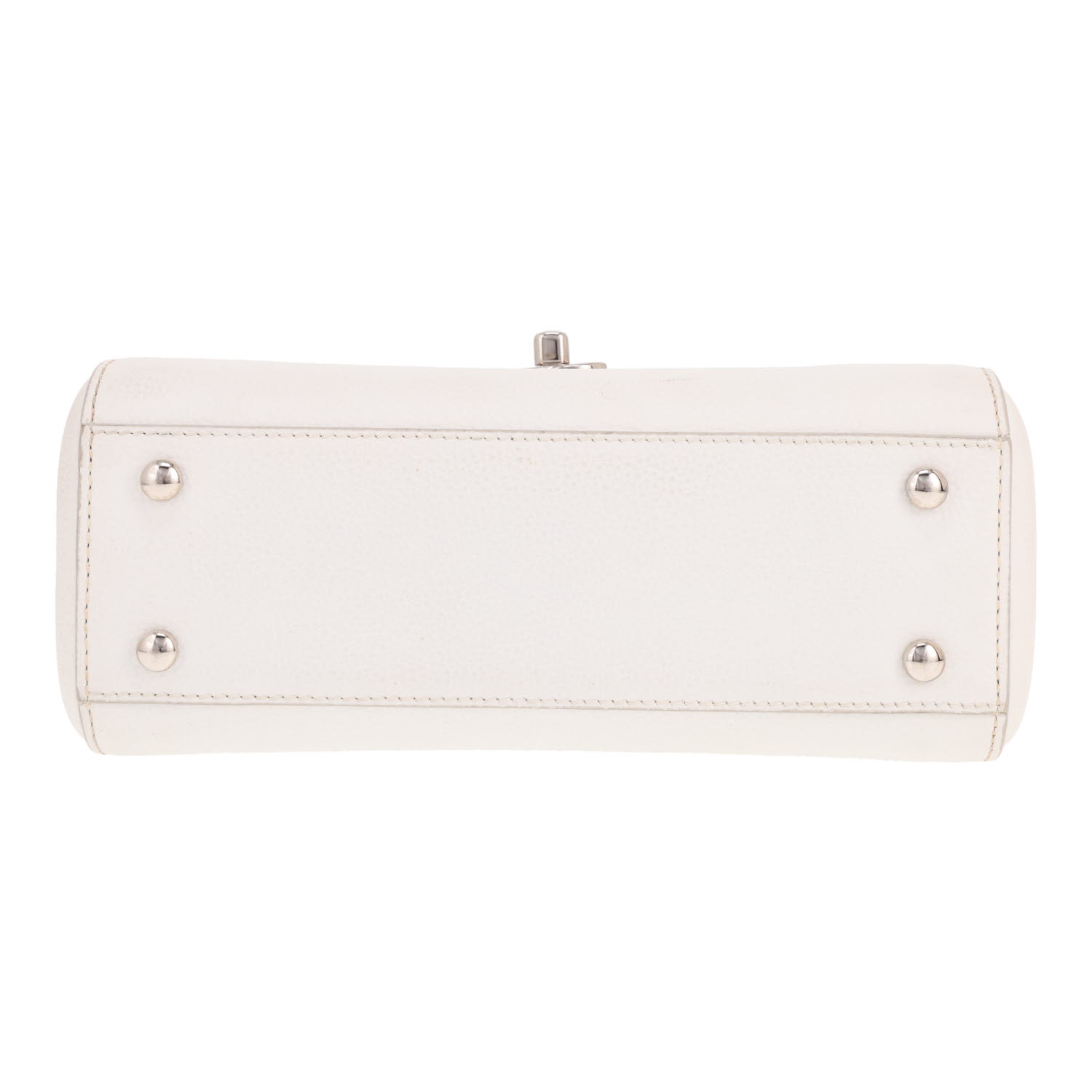 Chanel Neo Executive small shoulder bag in white grained leather - Detail D1