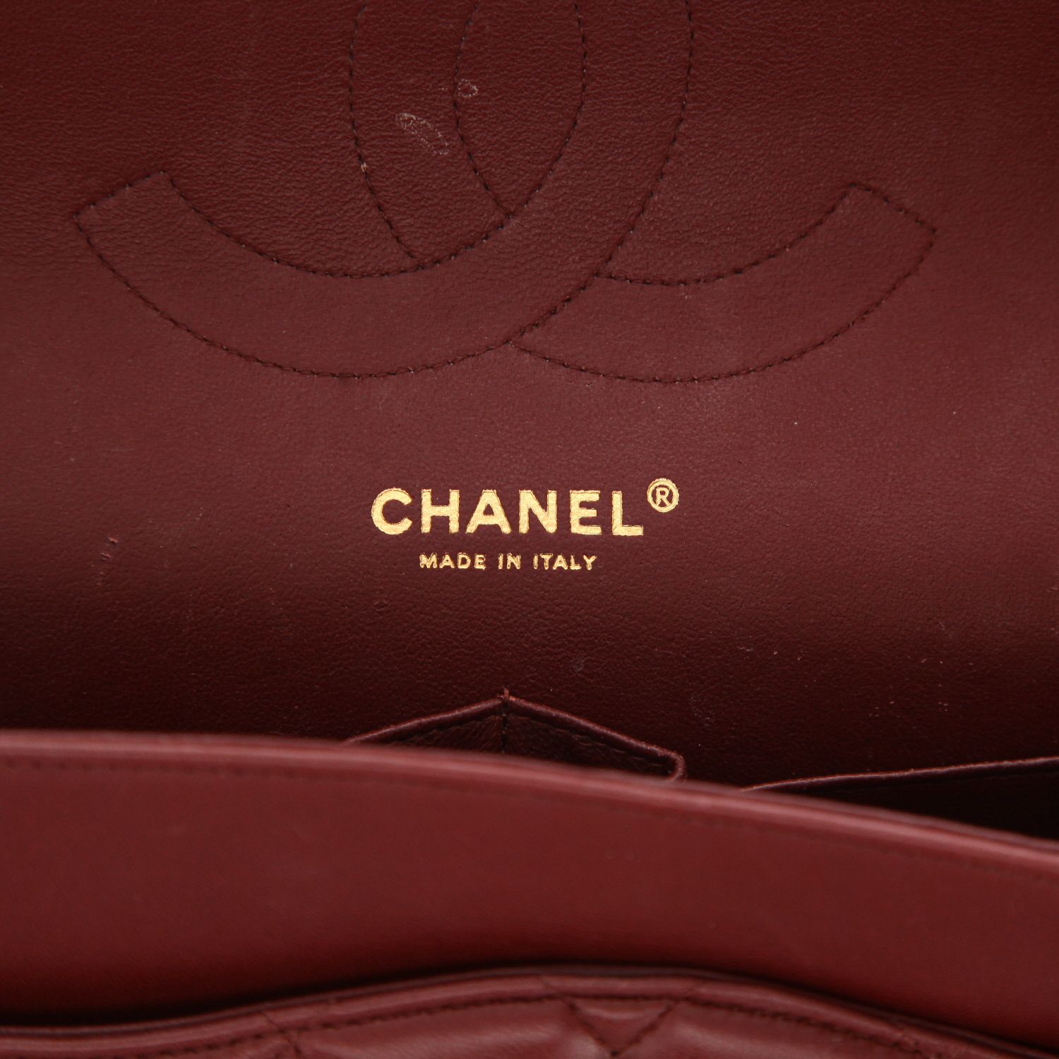 Sac bandoulière Chanel  Timeless Jumbo en cuir matelassé bordeaux - Detail D2