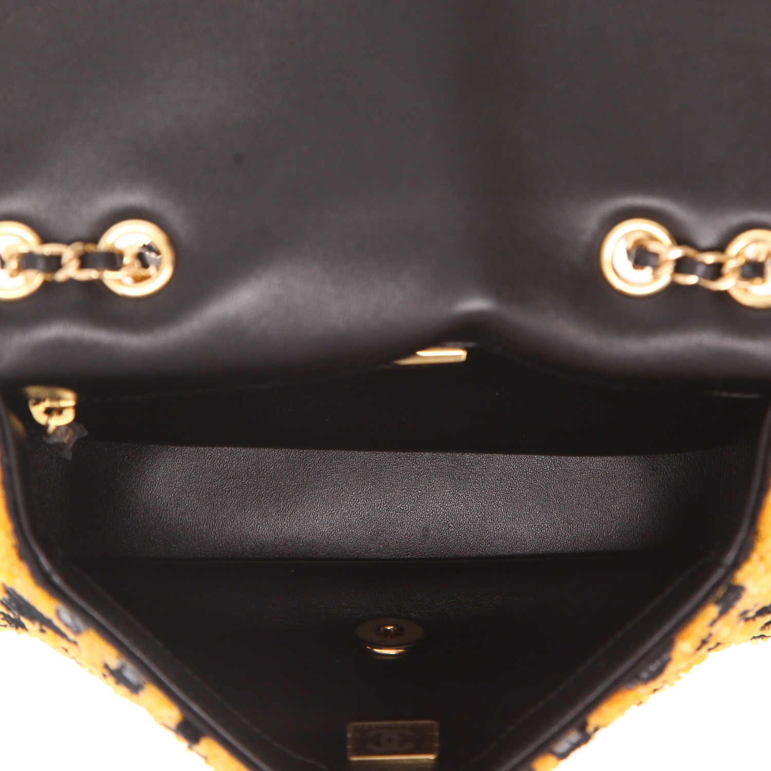 Borsa a tracolla Chanel  Borsa con patta in paillettes gialle e nere - Detail D3