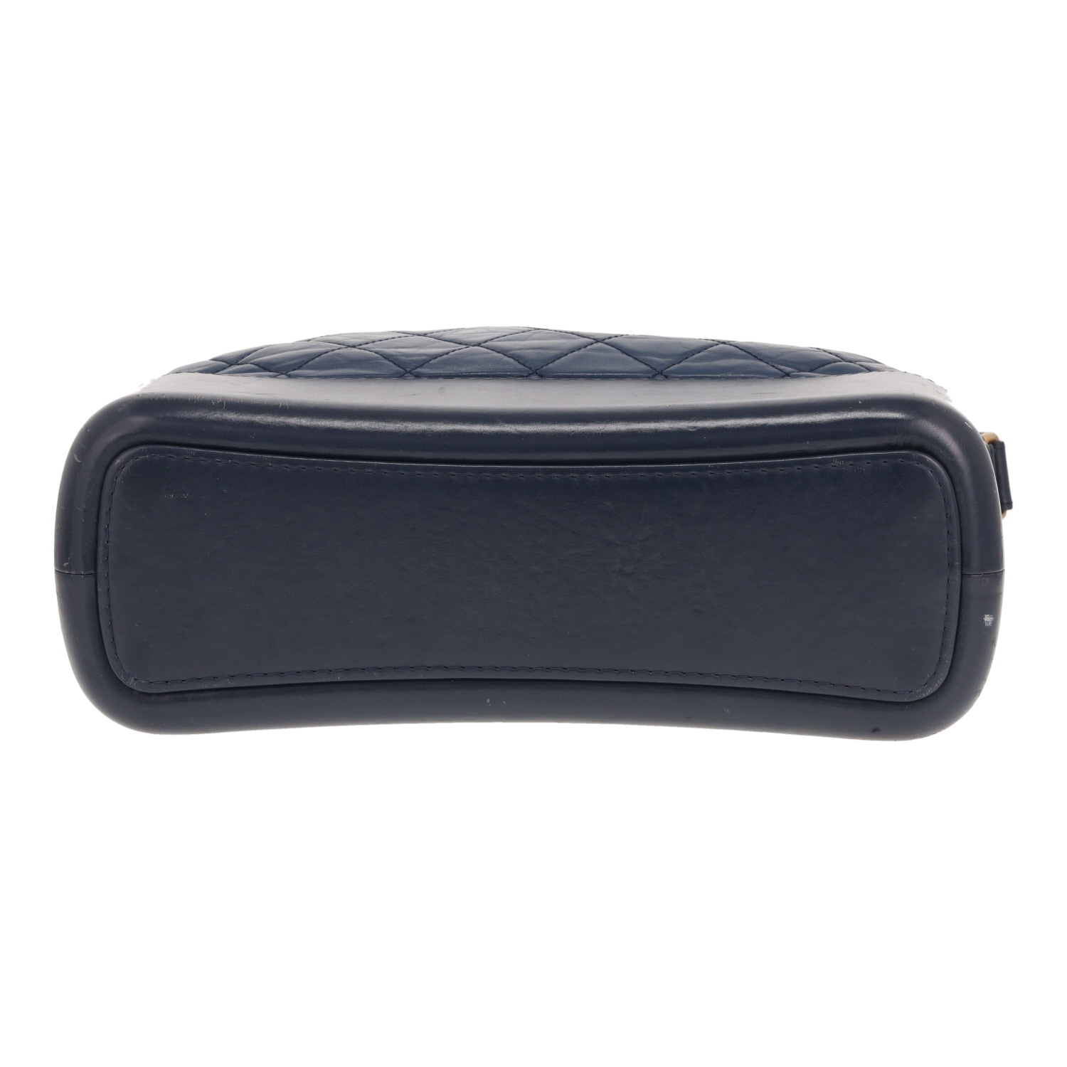 Chanel Gabrielle shoulder bag in Bleu Marine quilted leather - Detail D1