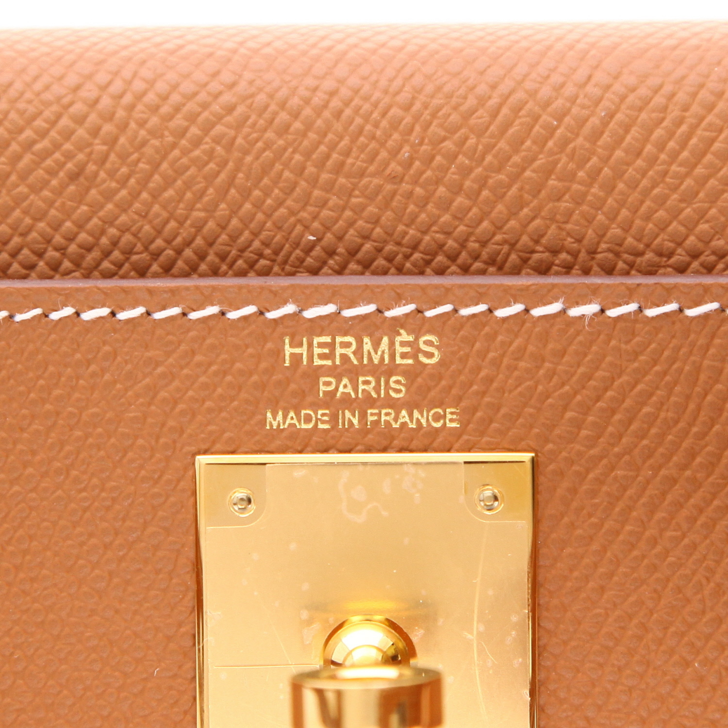 Hermès Kelly 28 cm handbag in gold Epsom leather - Detail D2