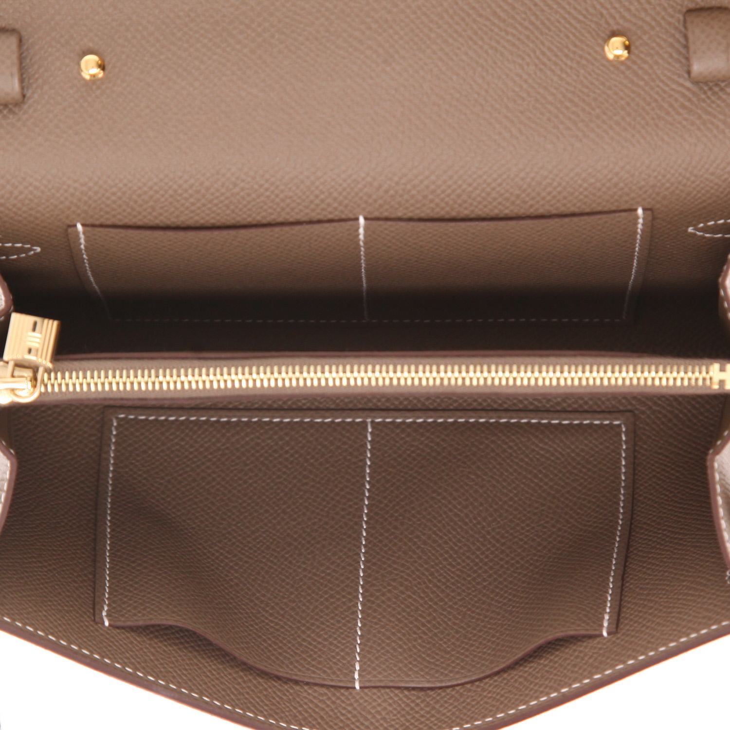 Hermès Kelly To Go shoulder bag in Epsom leather with Étoupe - Detail D3