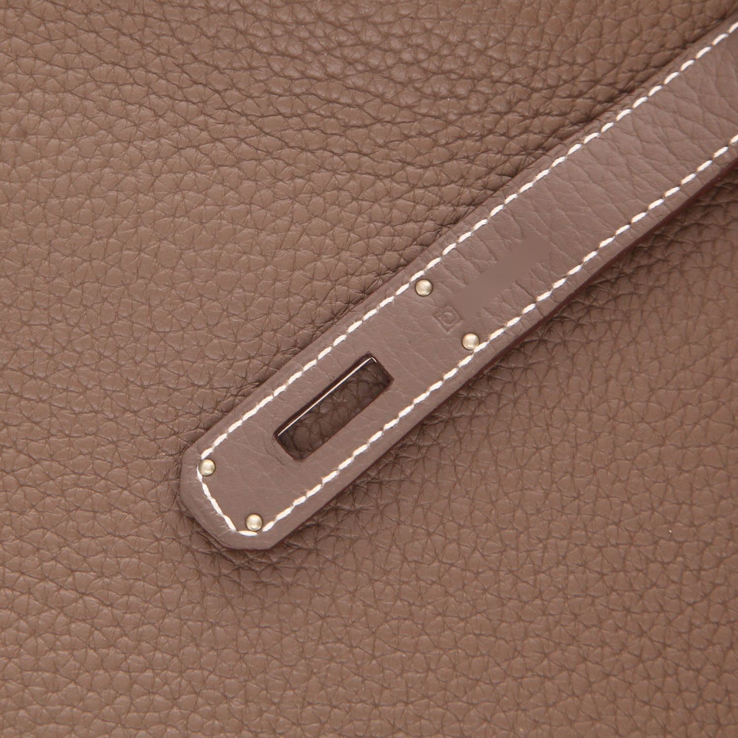 Bolso Hermès Birkin de 35 cm en piel Togo Étoupe color paja - Detail D4