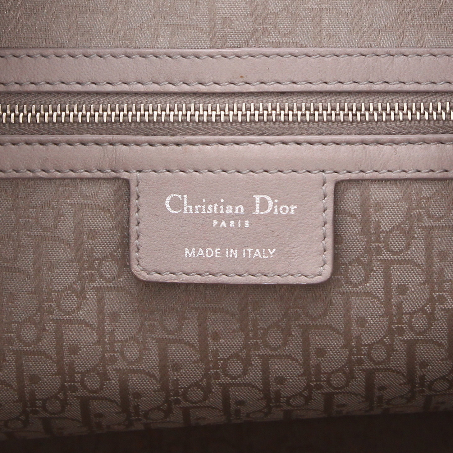 Borsa Dior  Lady Dior modello grande  in pelle cannage grigia - Detail D2