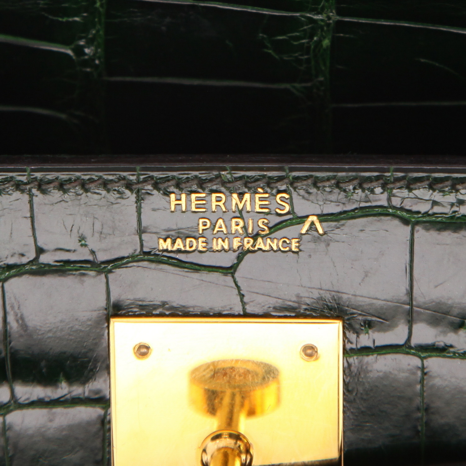 Hermès Kelly 32 cm handbag in green porosus crocodile leather - Detail D2