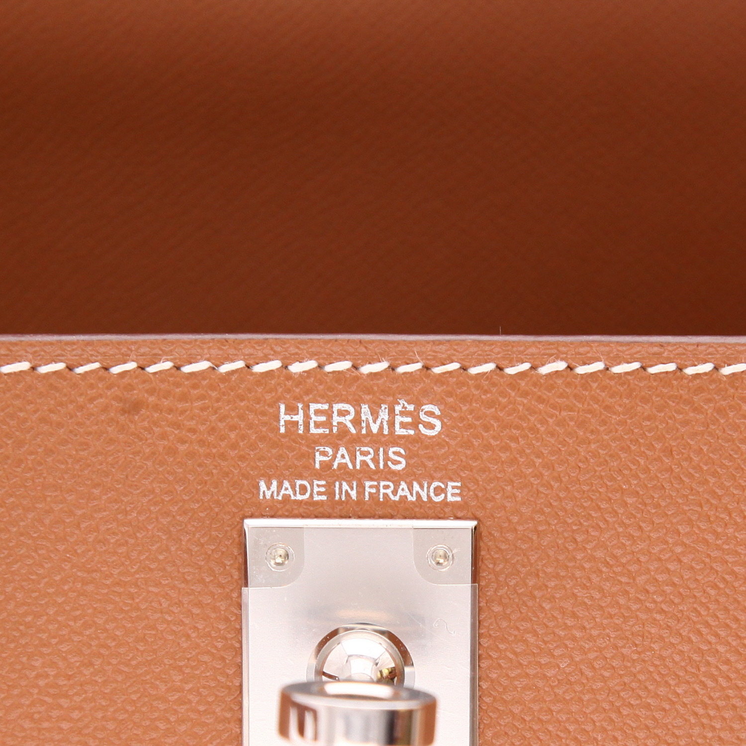 Borsa Hermès Kelly 25 cm in pelle Epsom Gold - Detail D2