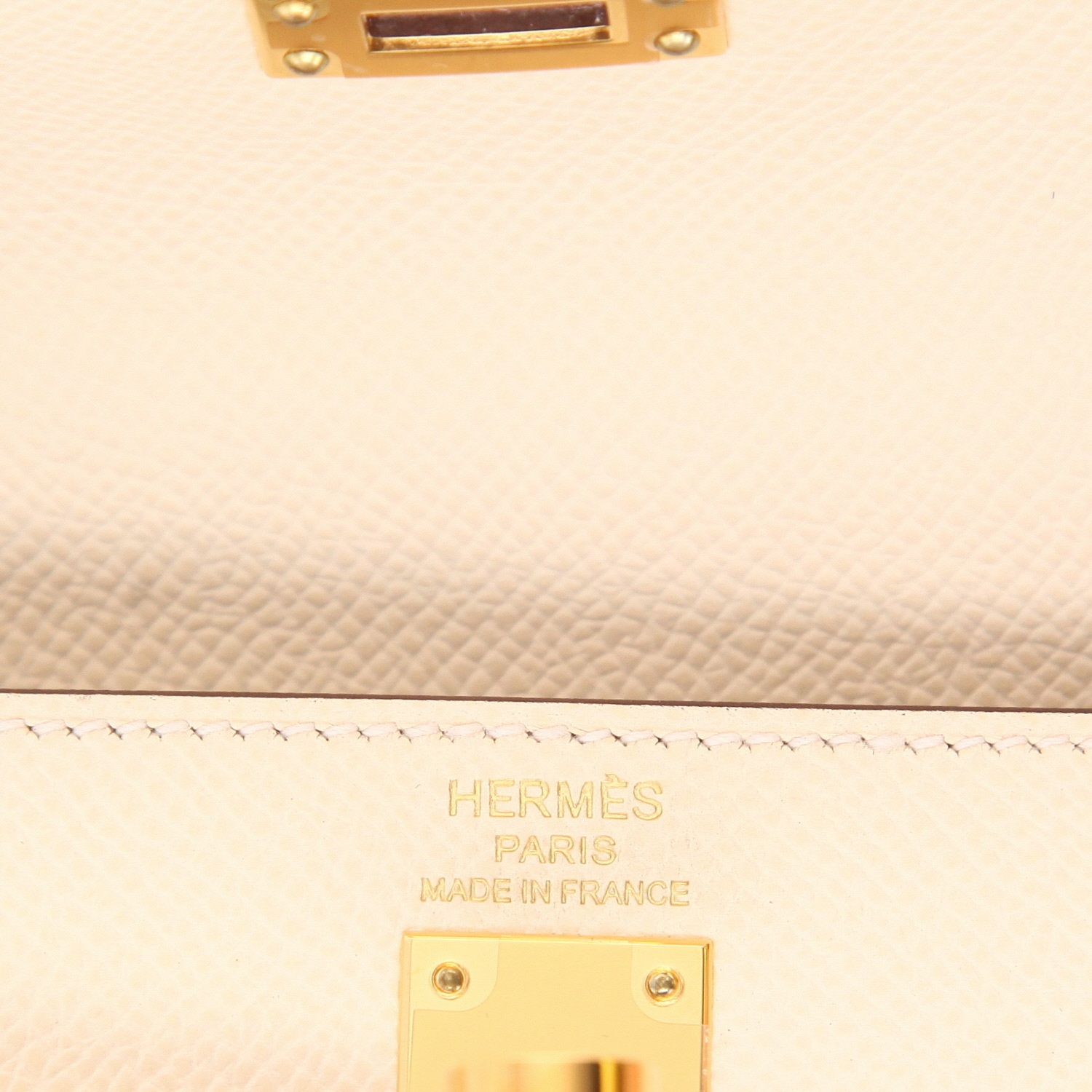 Sac à main Hermès  Kelly 25 cm en cuir epsom Nata - Detail D2