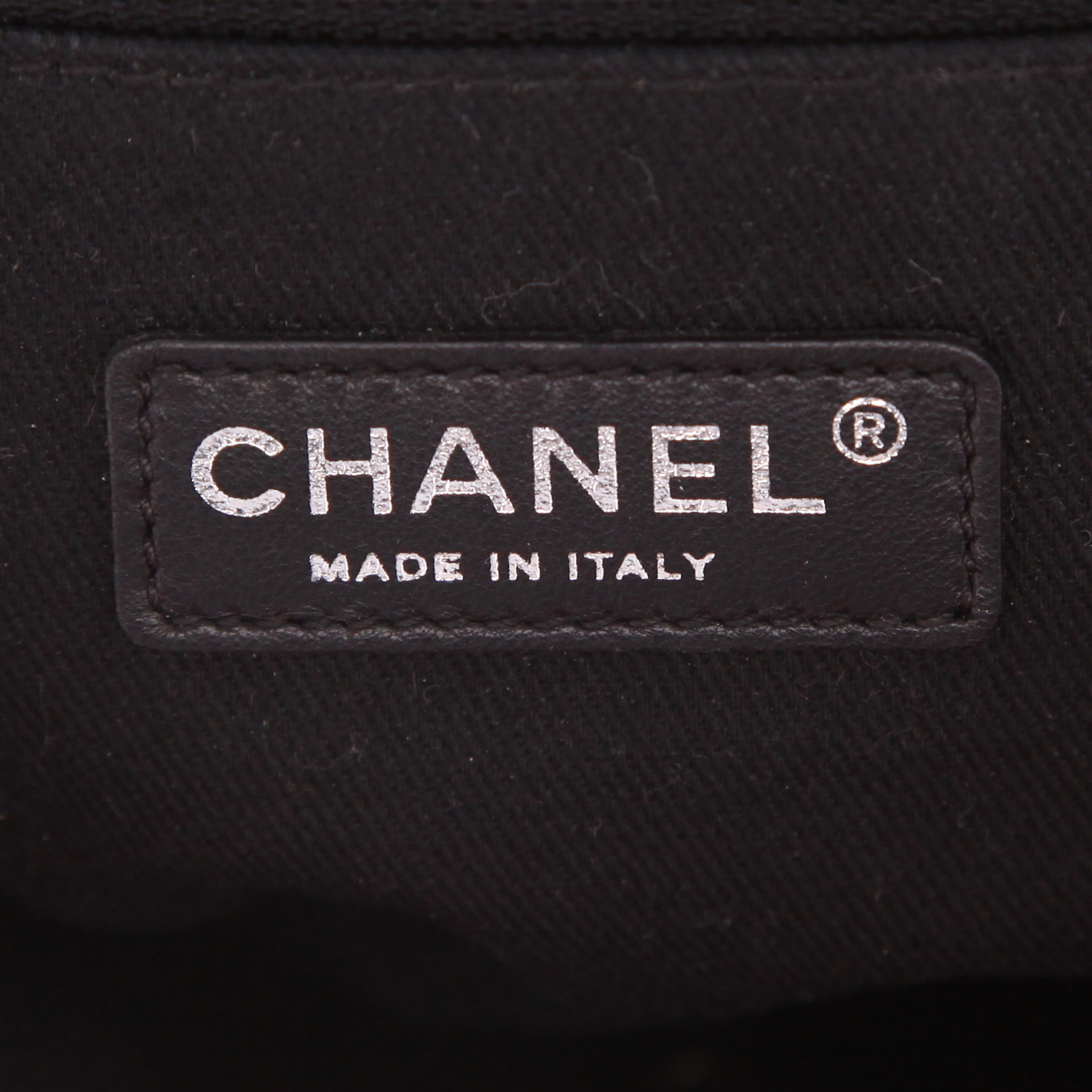 Borsa Chanel   in pelle verniciata trapuntata rosa - Detail D2