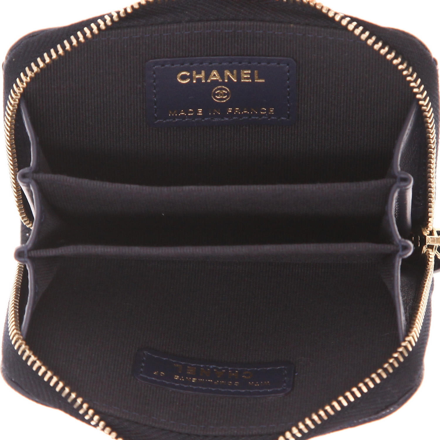 Porte-monnaie Chanel   en cuir grainé matelassé bleu-marine - Detail D3